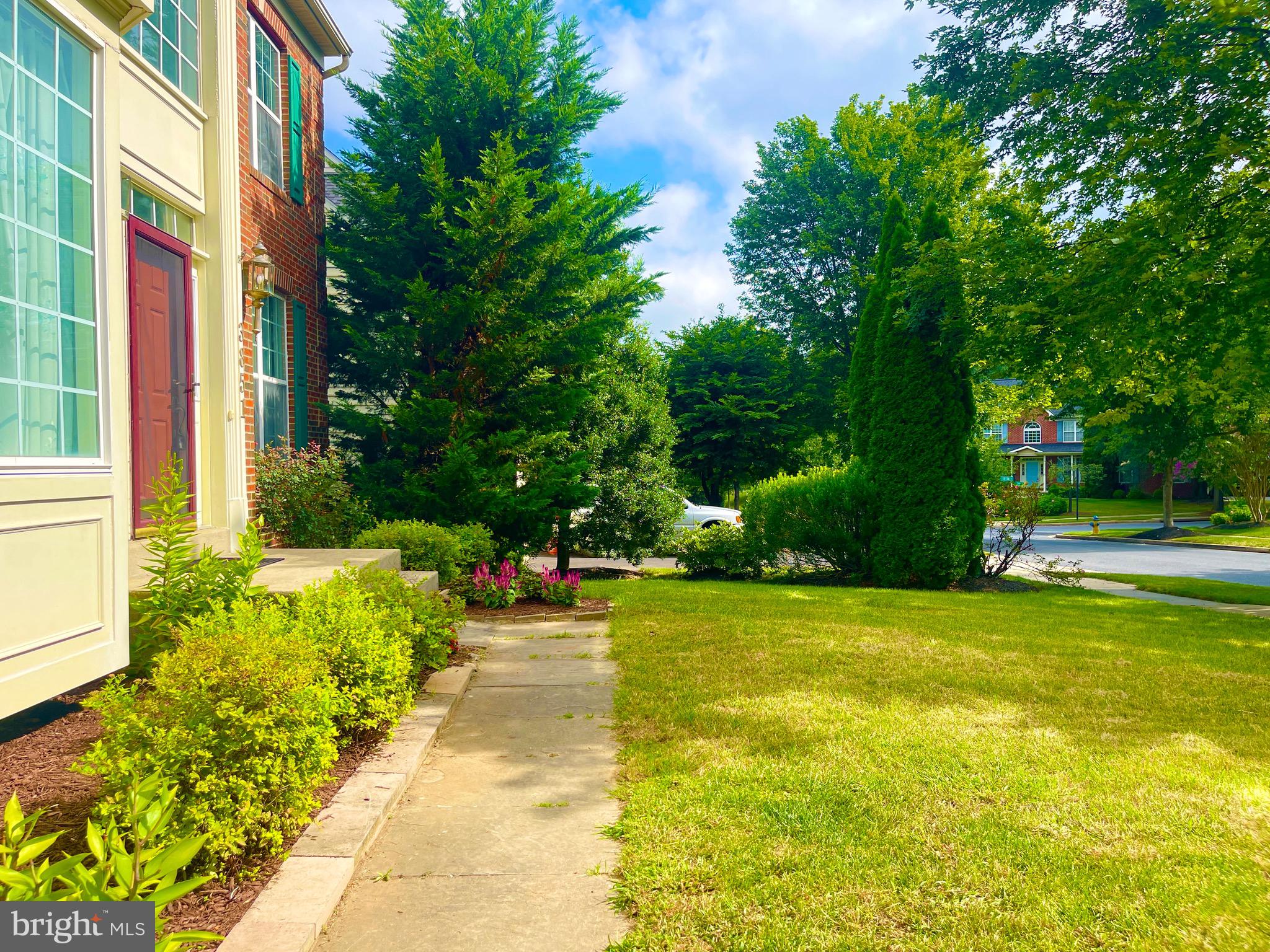 3851 TRITON LANE