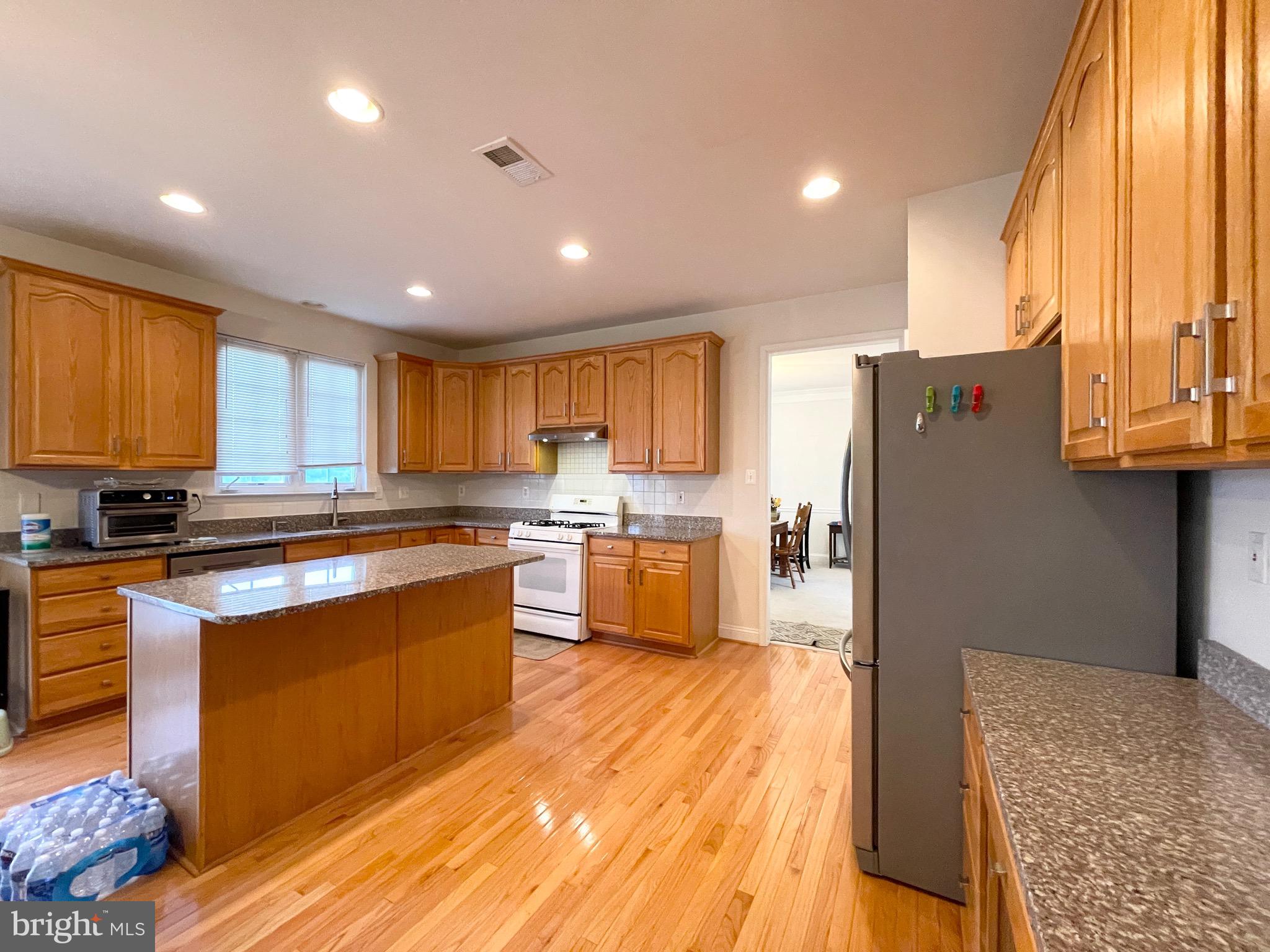 3851 TRITON LANE
