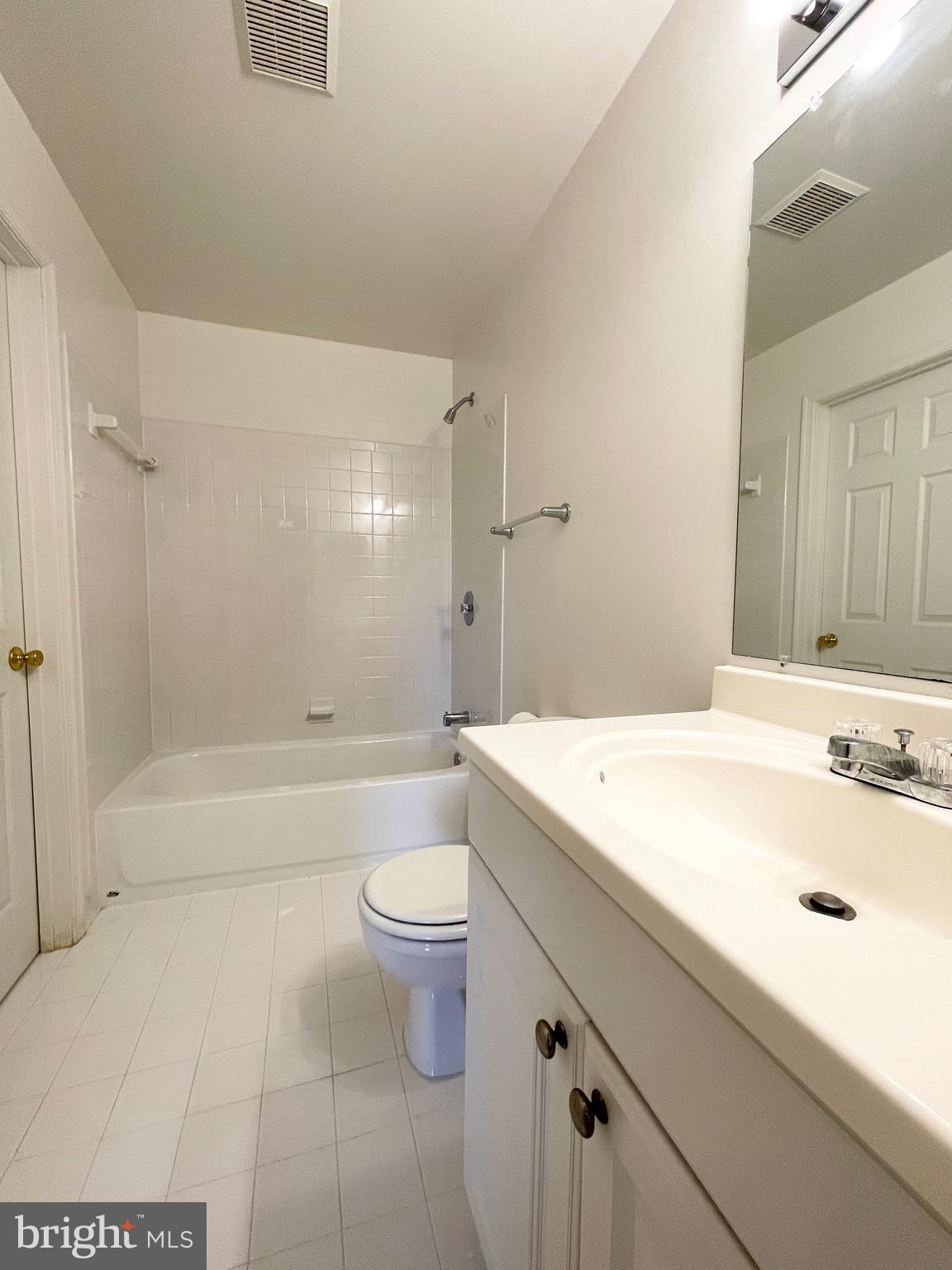 VILLAGES OF URBANA - Residential