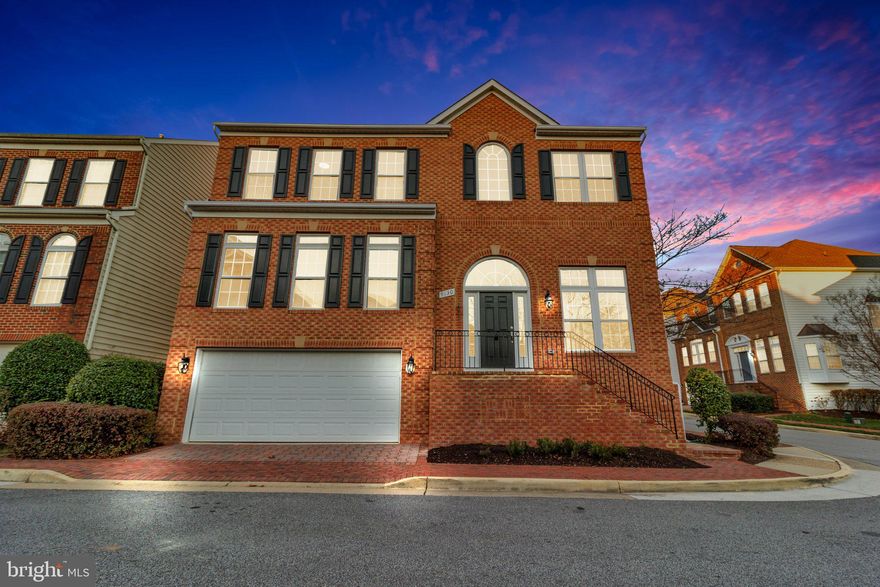 This beautiful home in Alexandria just hit the market for under 850k with over 3150 sq ft! Ring in the new year in style with a home built in 2003 that looks like new construction! A truly stunning flip a short bike ride away from Fort Belvoir it has easy access to Lorton, Woodbridge, Springfield, and Alexandria Virginia. This home is the true definition of turn key.