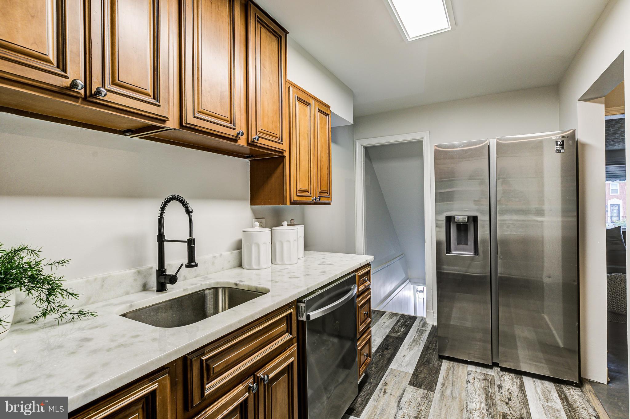 YALE HEIGHTS - Residential