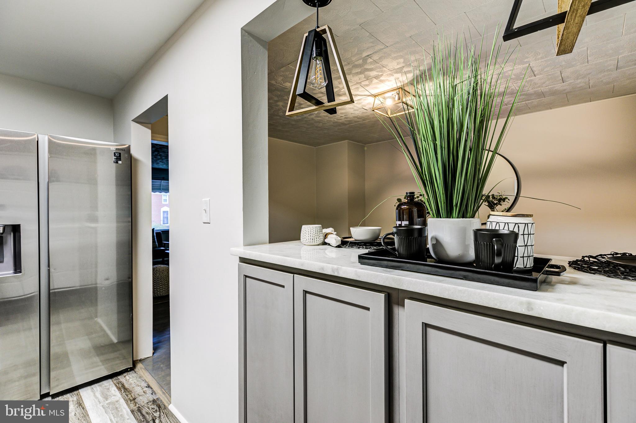 YALE HEIGHTS - Residential