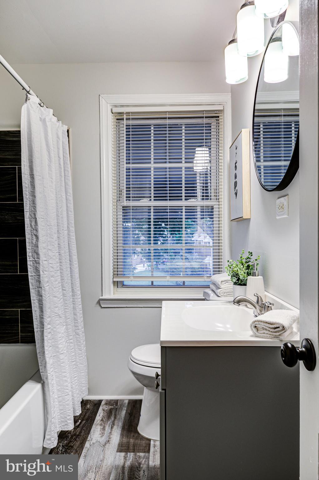 YALE HEIGHTS - Residential