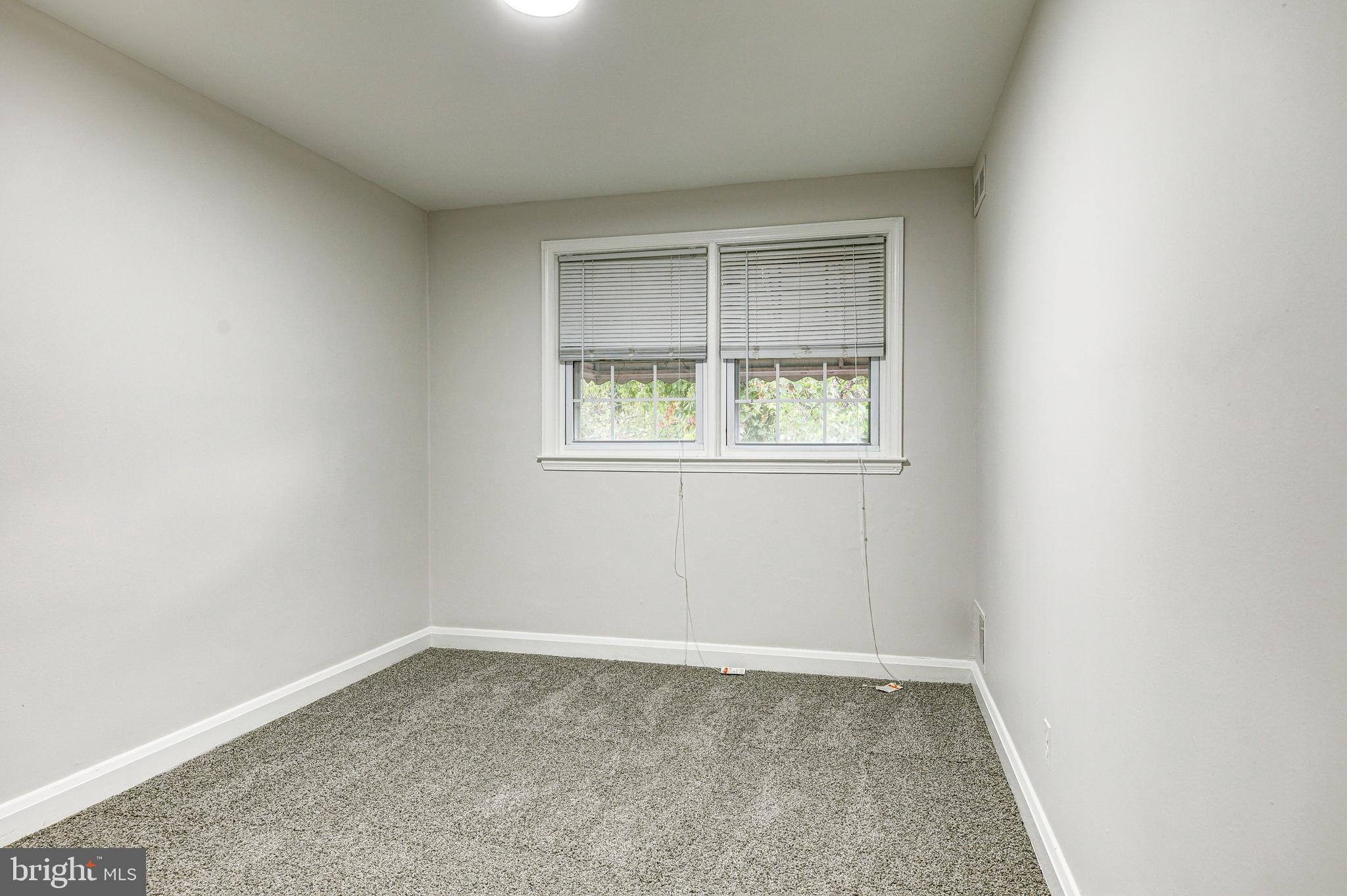 YALE HEIGHTS - Residential