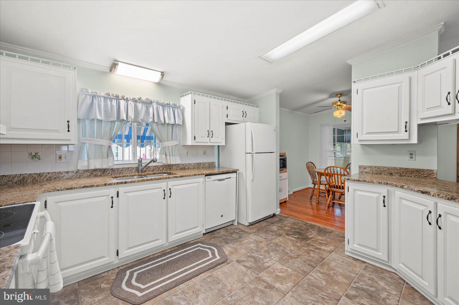 MYSTIC HARBOUR - Residential