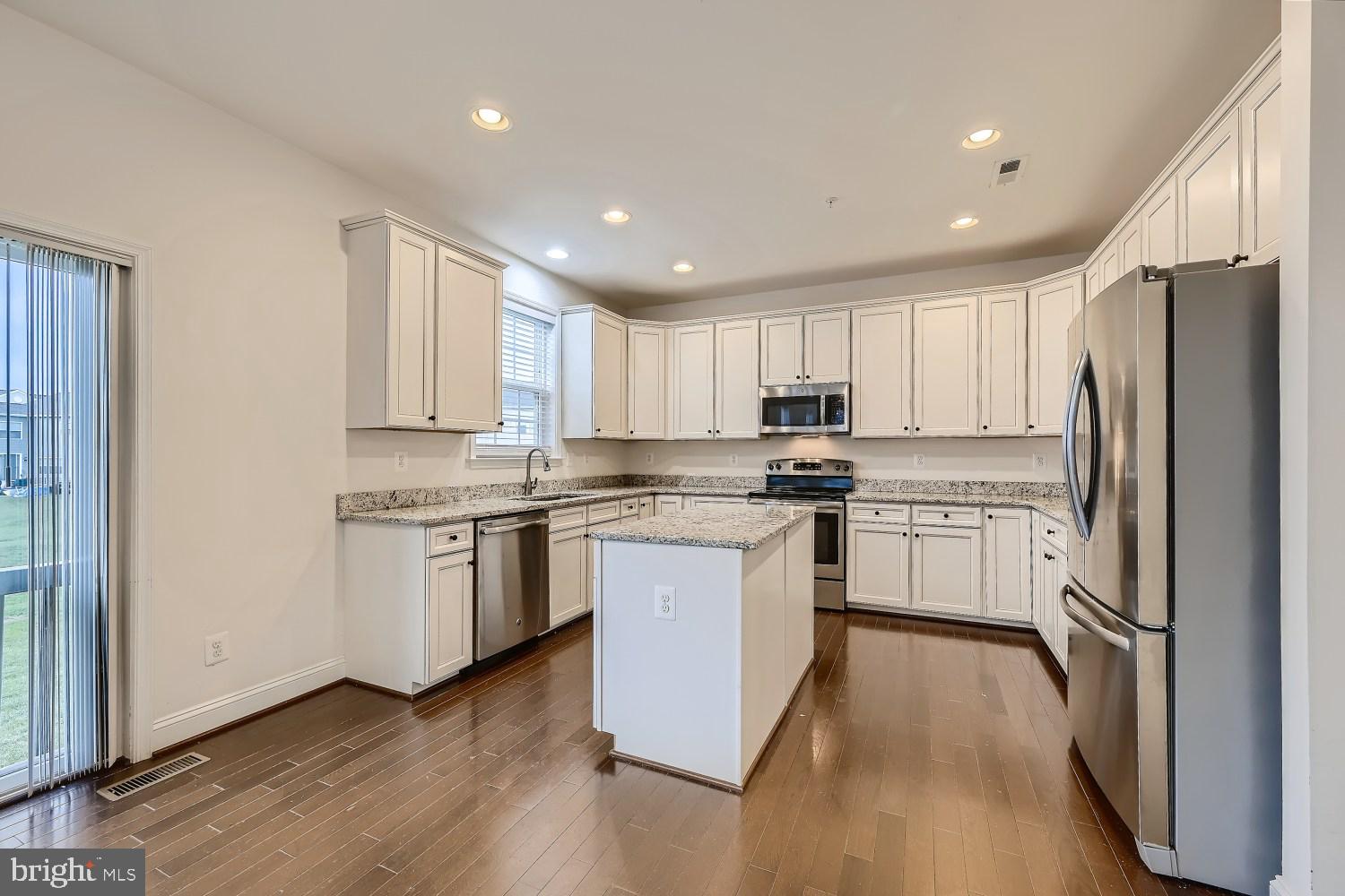 BEECH CREEK - Residential