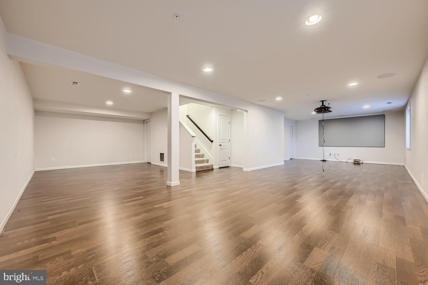 BEECH CREEK - Residential