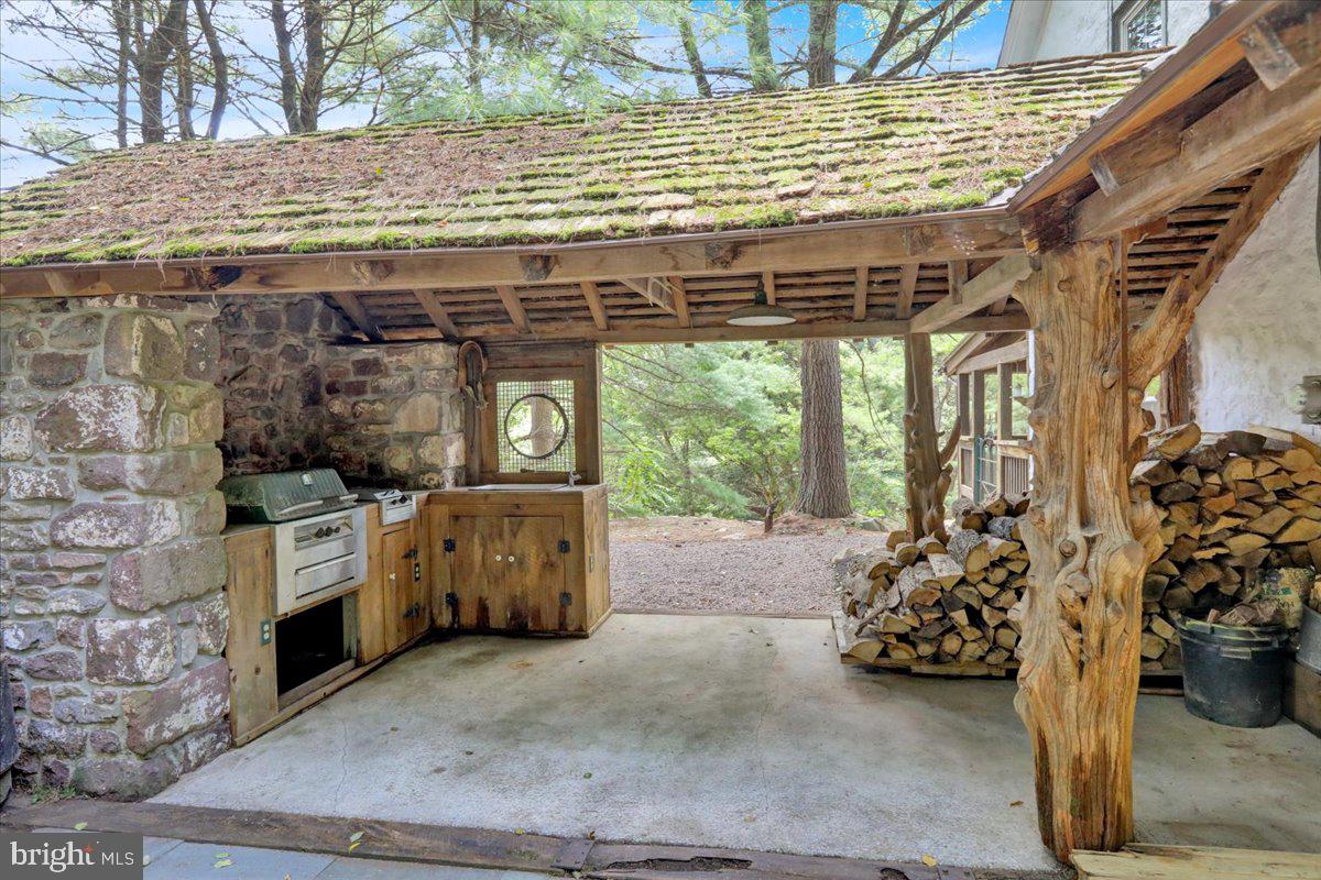843 RIDGEWAY ROAD