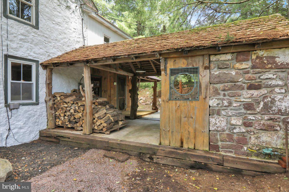 843 RIDGEWAY ROAD