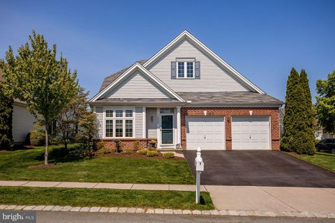 Photo of 1600 PARVIN RD, LANCASTER, PA 17601 (MLS # PALA2034658)