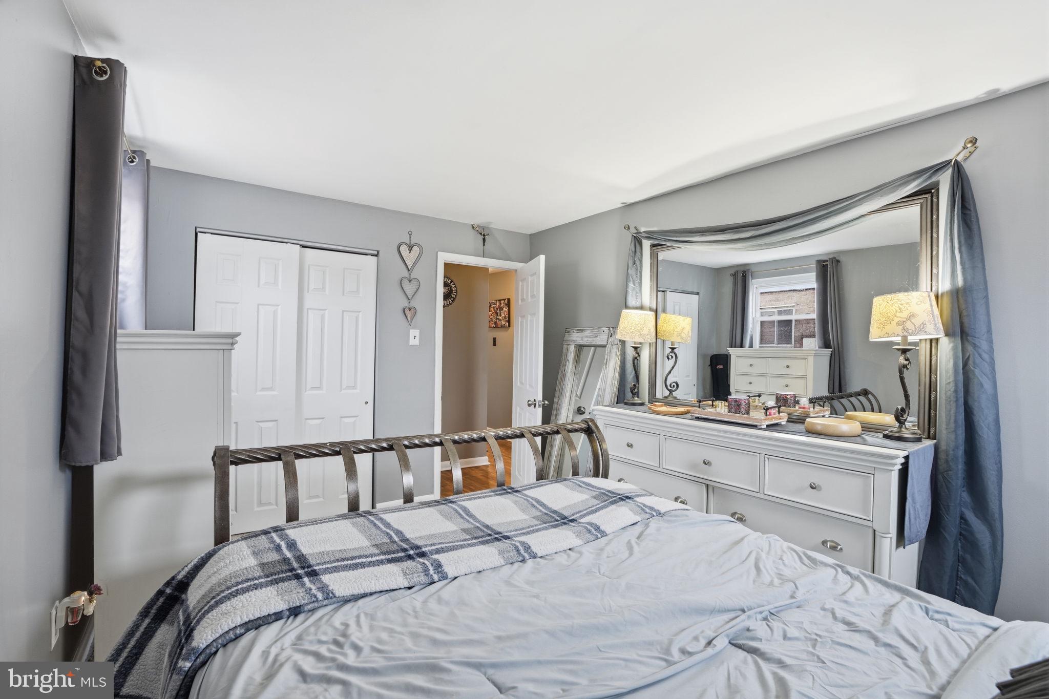 ACADEMY GARDENS - Residential Income