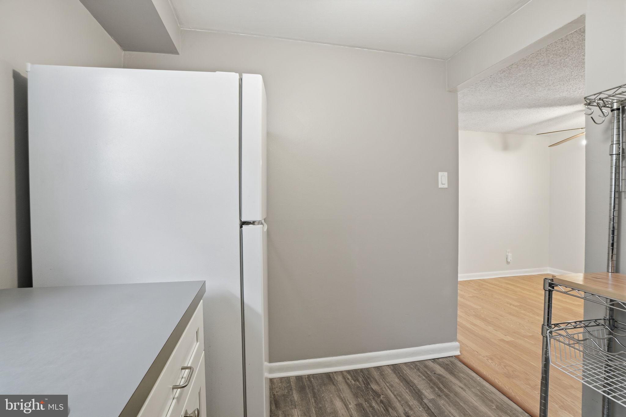 ACADEMY GARDENS - Residential Income