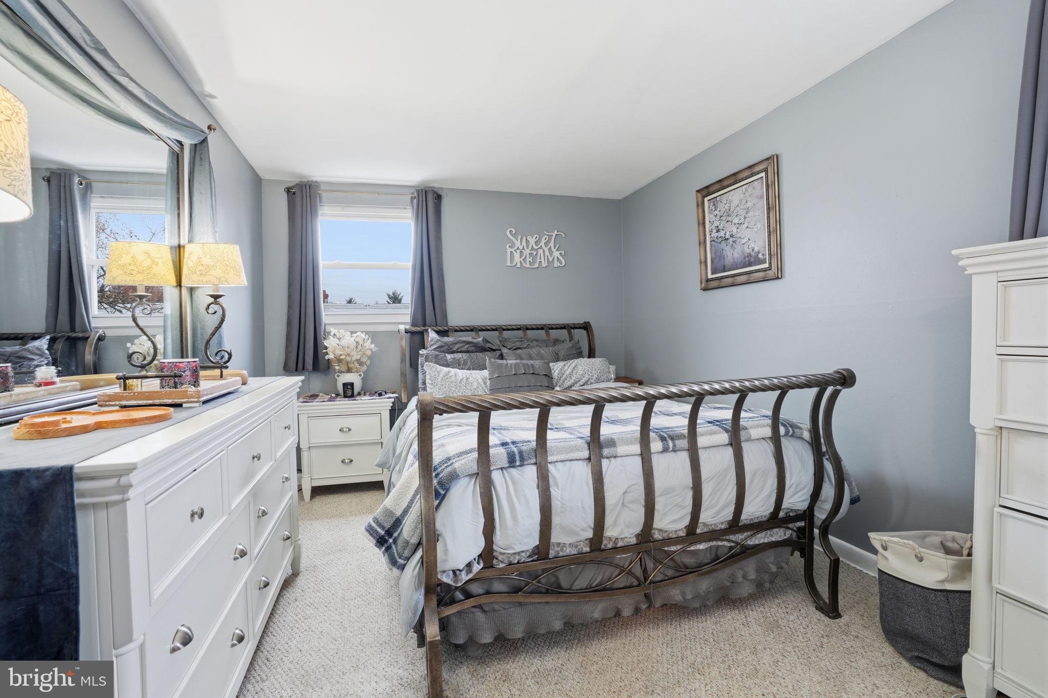 ACADEMY GARDENS - Residential Income