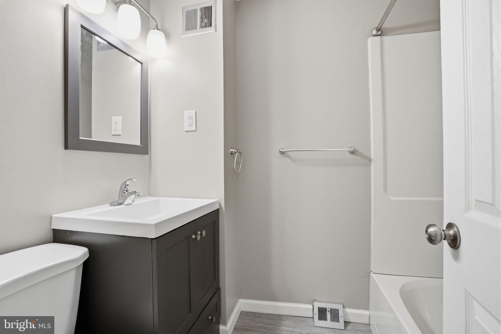 ACADEMY GARDENS - Residential Income