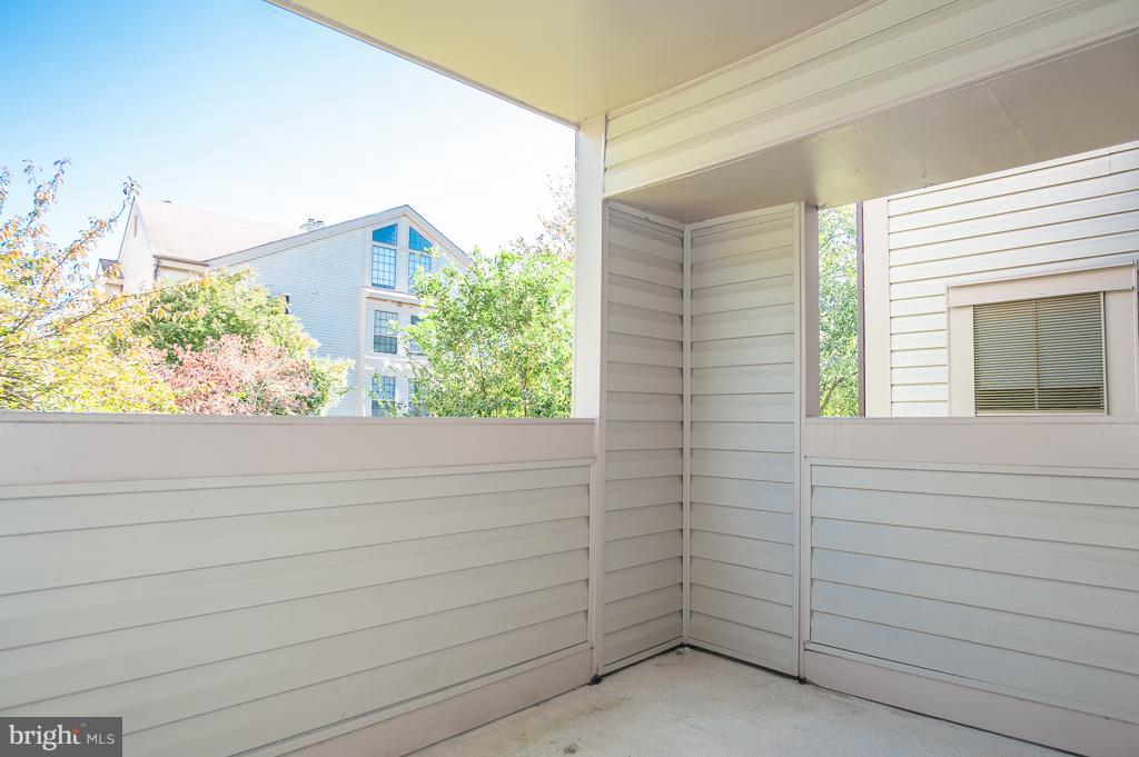 MANCHESTER LAKES - Residential Lease