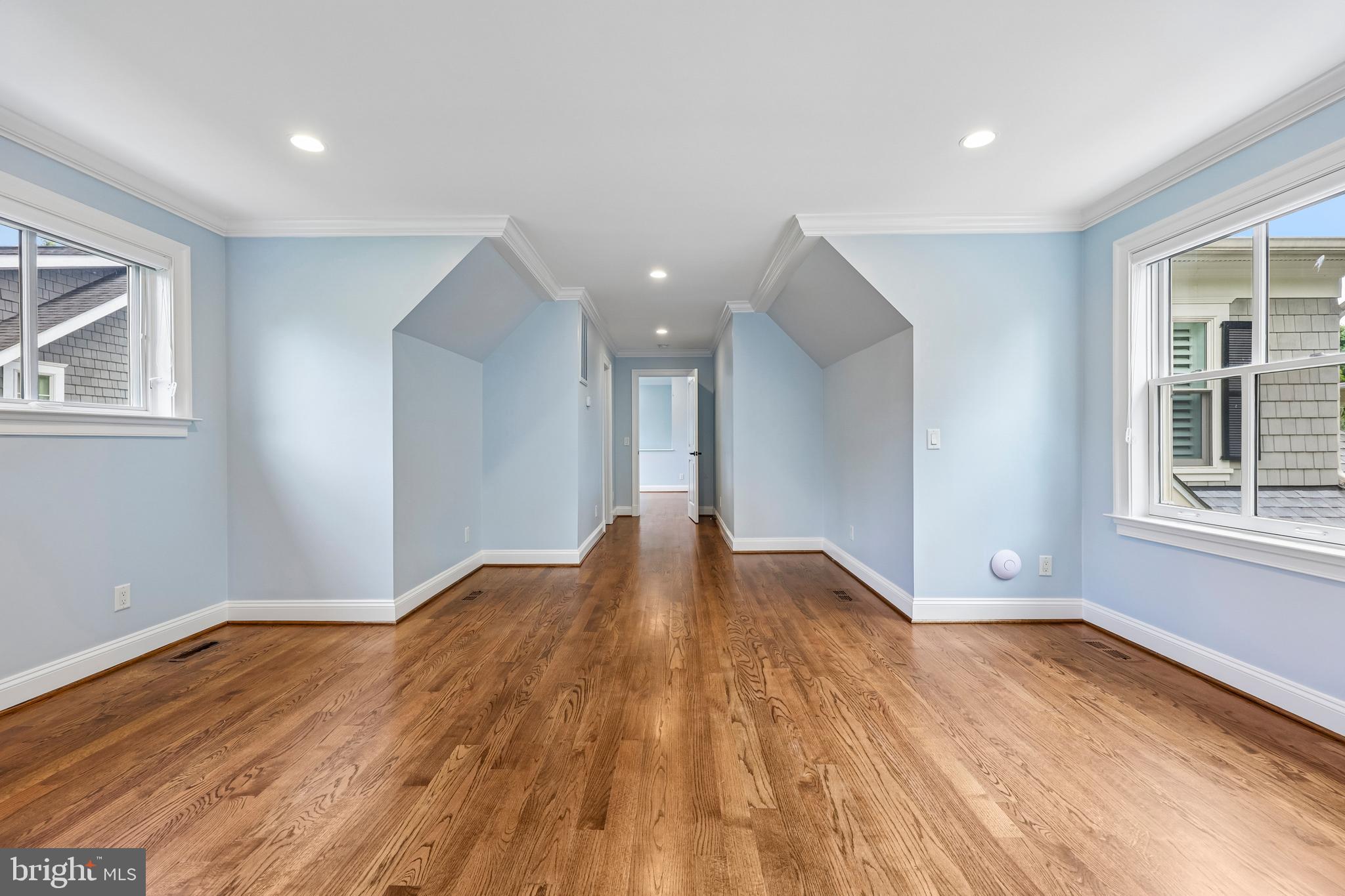 WOODMONT - Residential