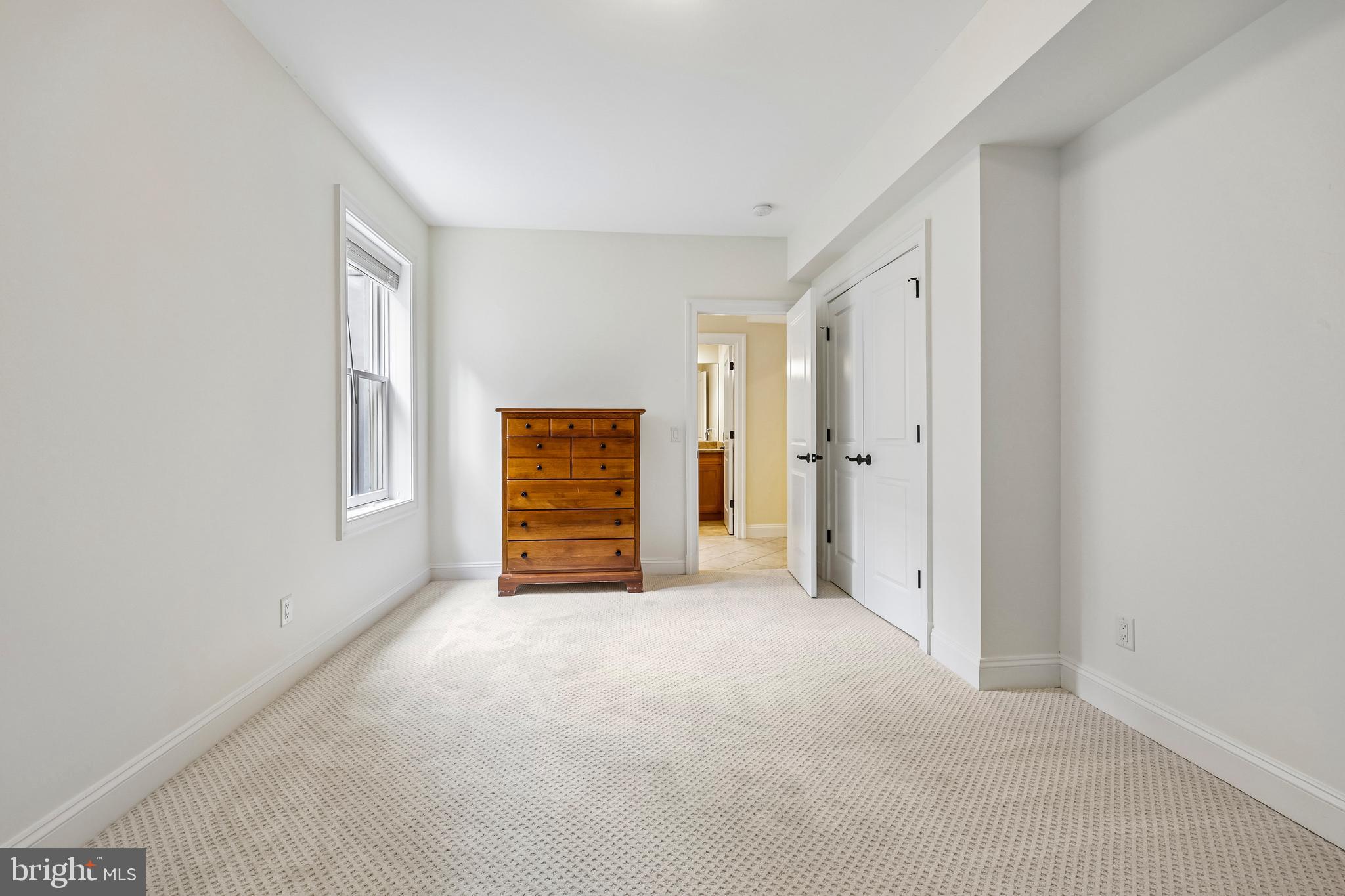 WOODMONT - Residential