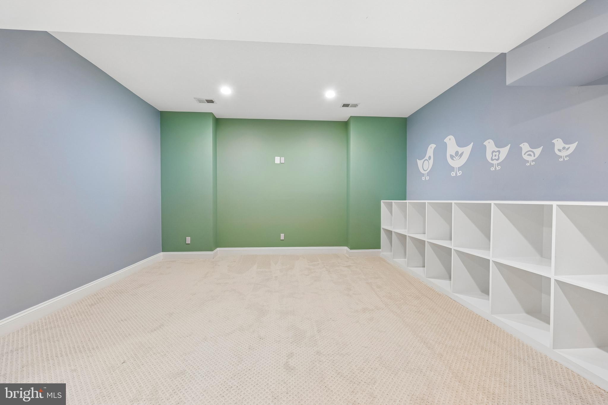 WOODMONT - Residential