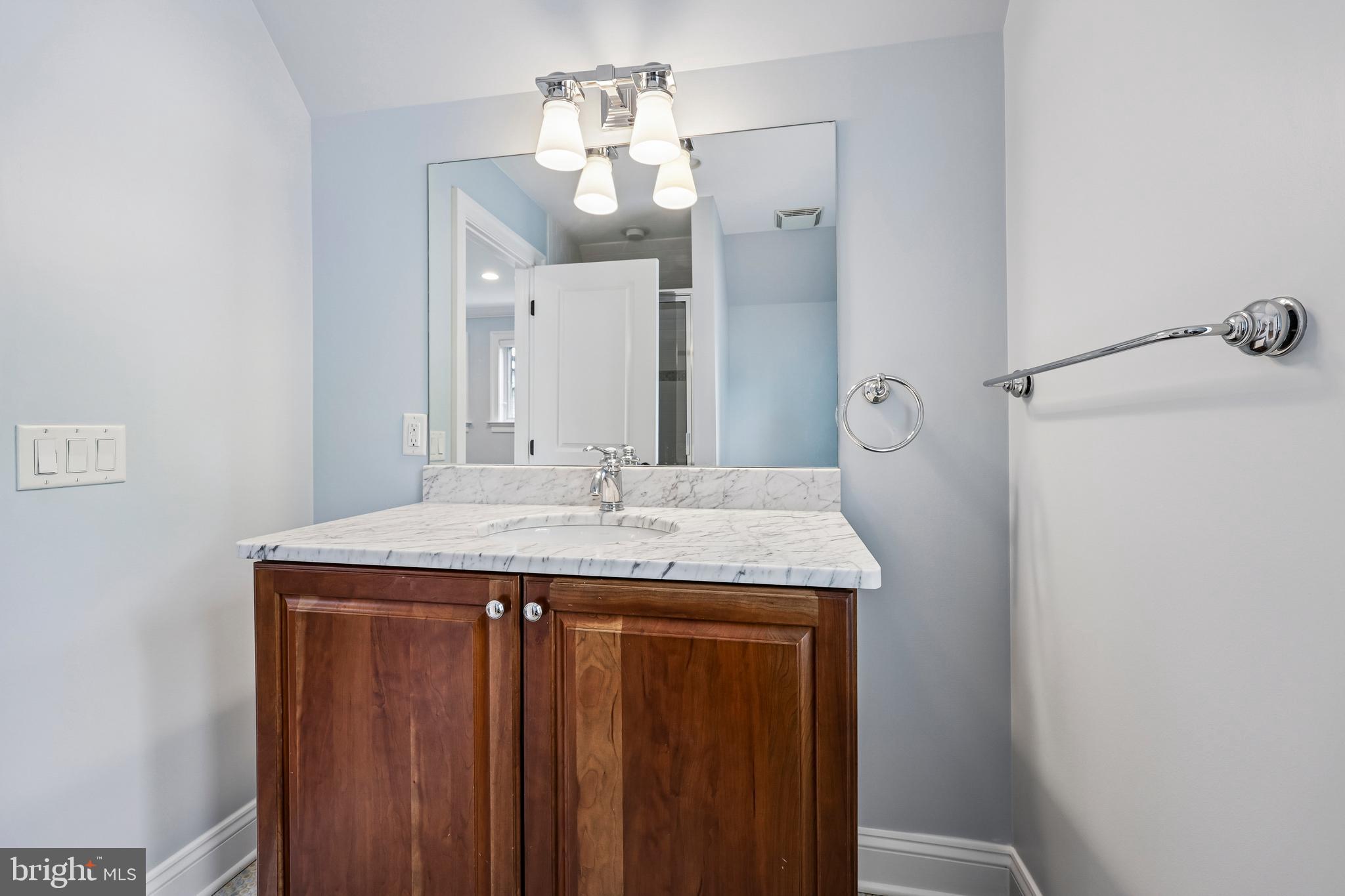 WOODMONT - Residential