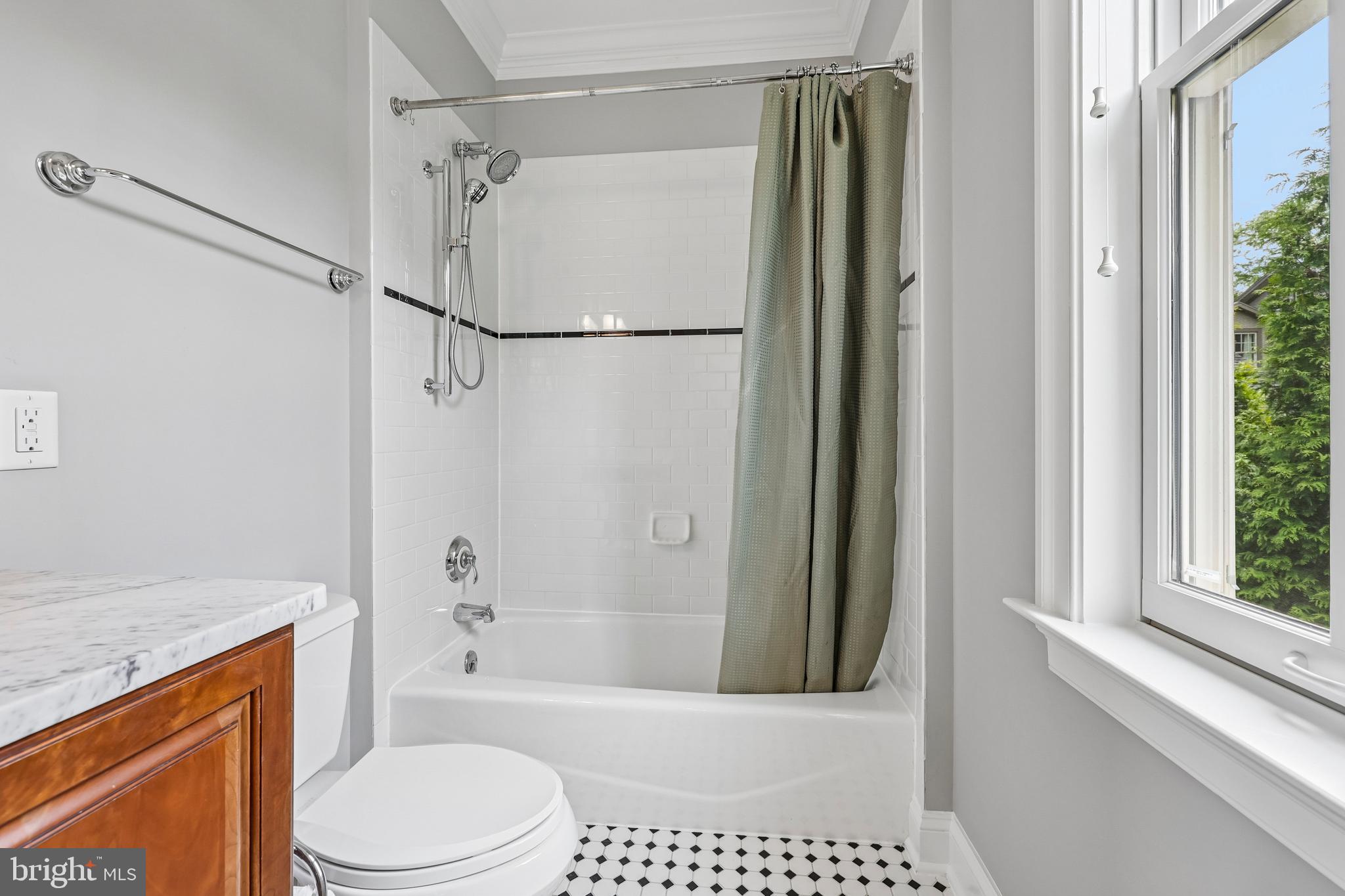 WOODMONT - Residential