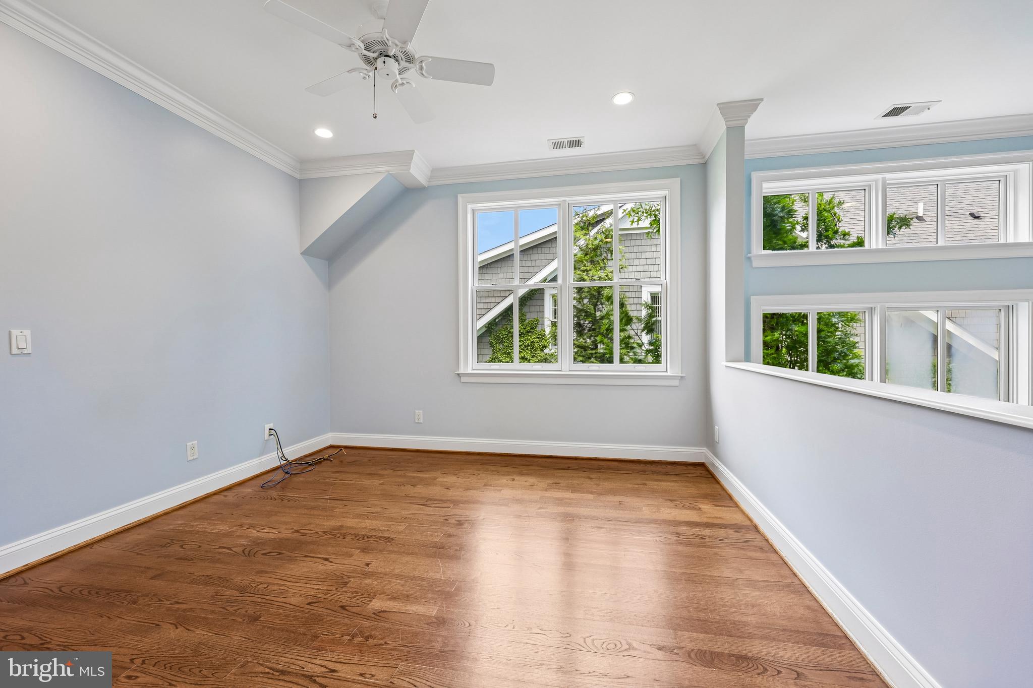 WOODMONT - Residential