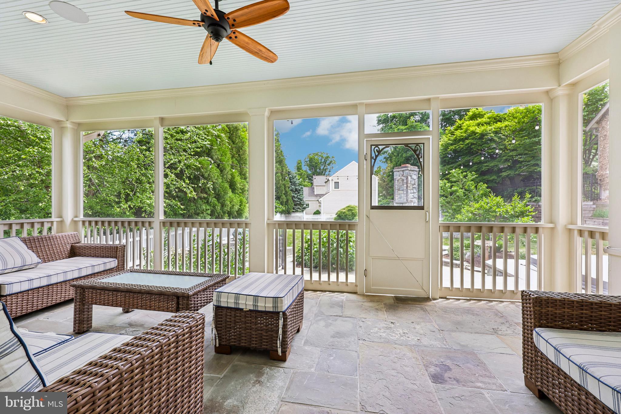 WOODMONT - Residential