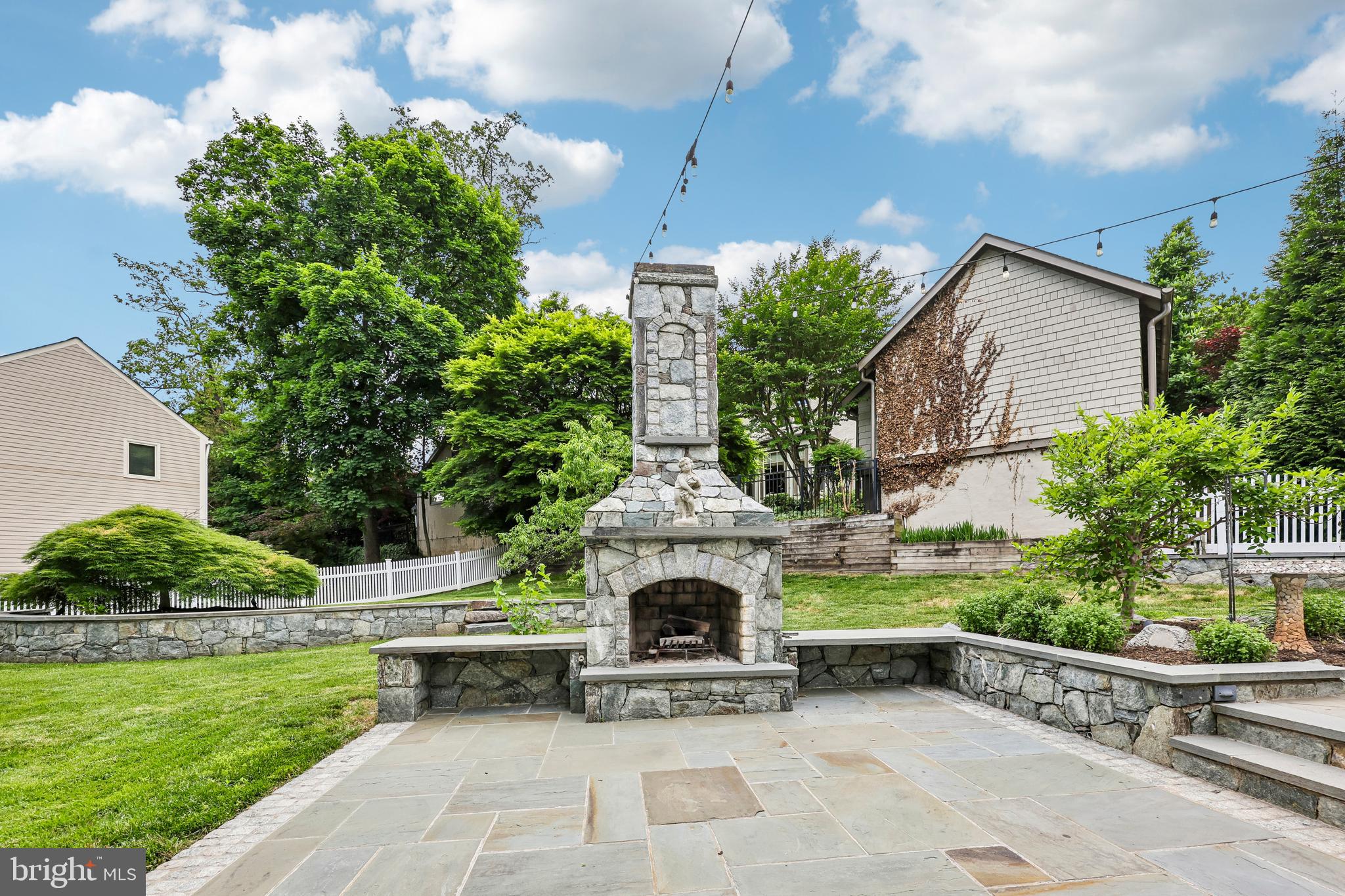 WOODMONT - Residential