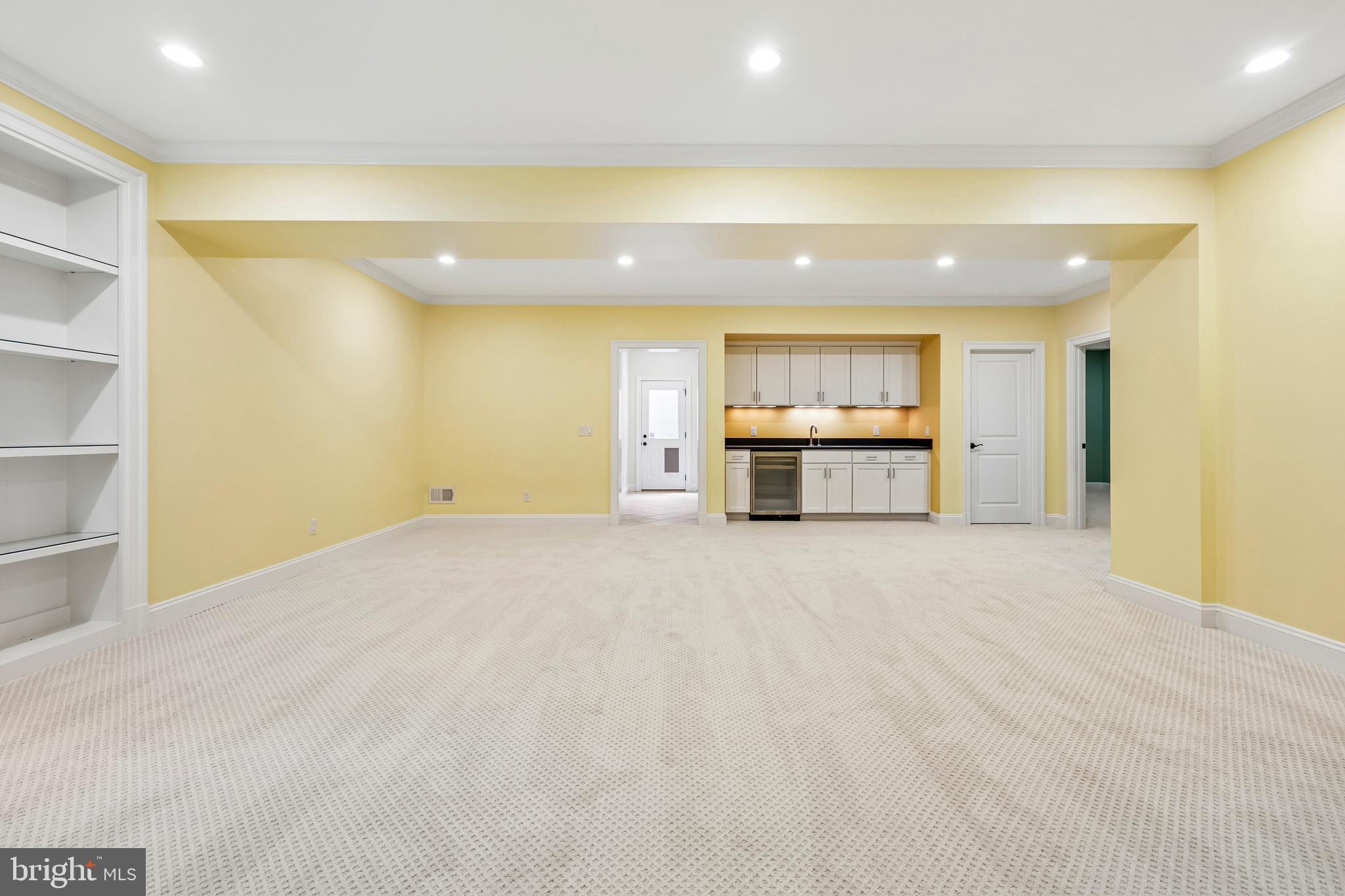 WOODMONT - Residential
