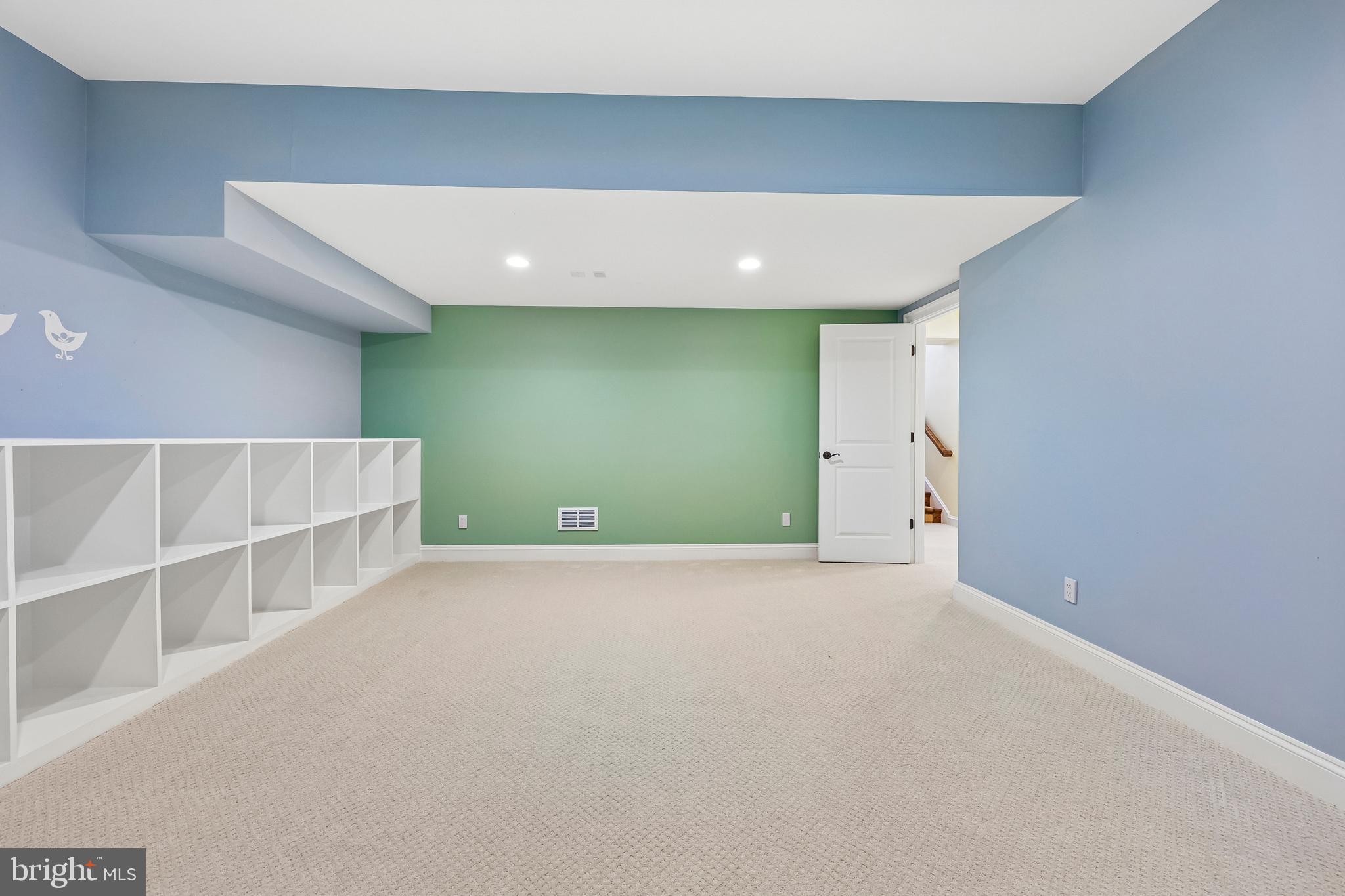 WOODMONT - Residential