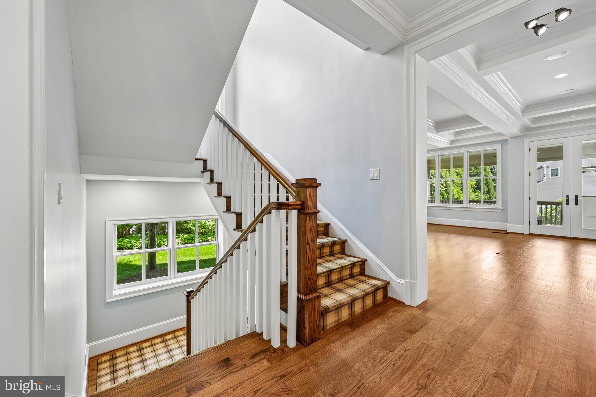 WOODMONT - Residential