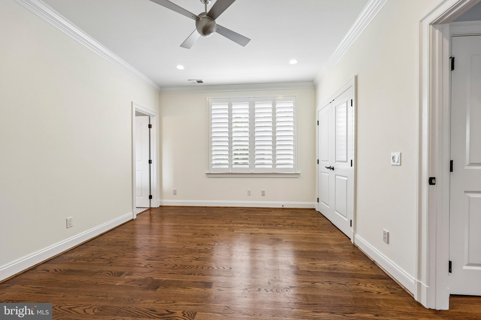 WOODMONT - Residential