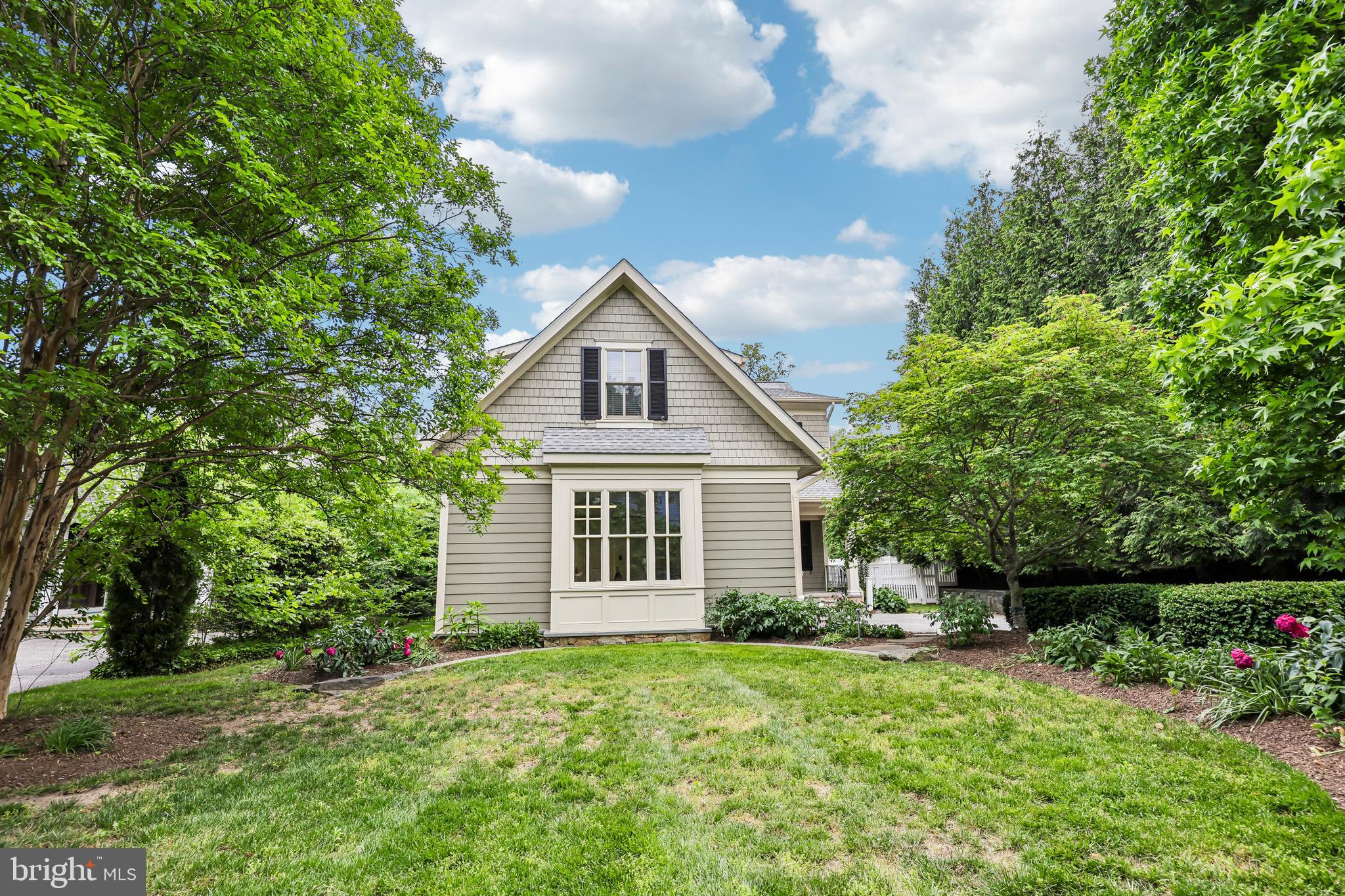 WOODMONT - Residential