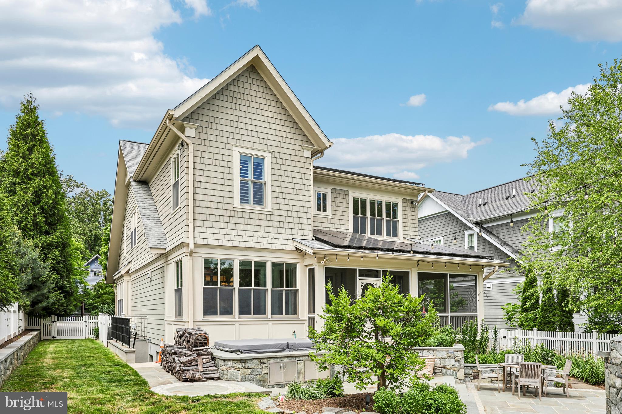WOODMONT - Residential