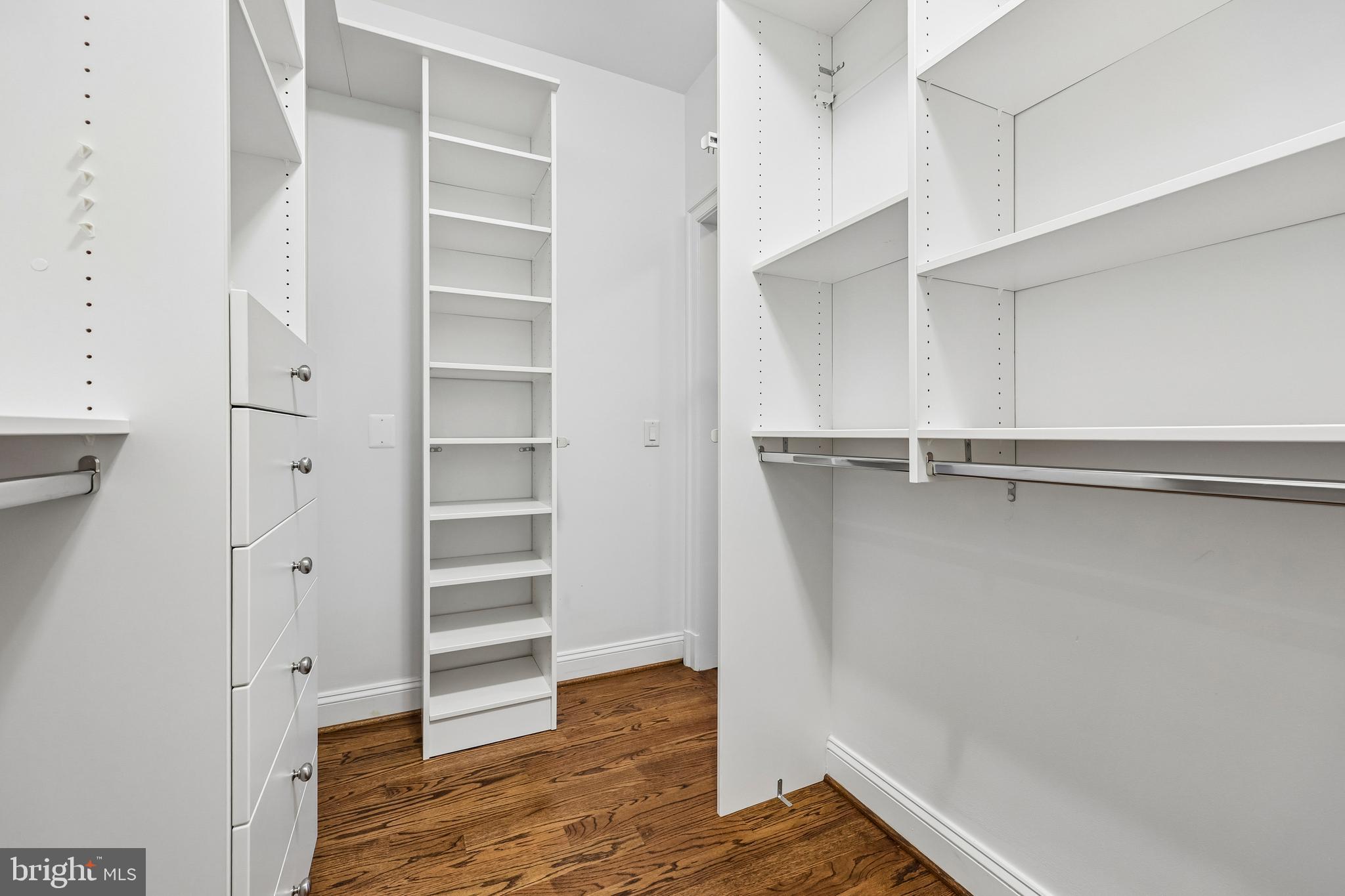 WOODMONT - Residential