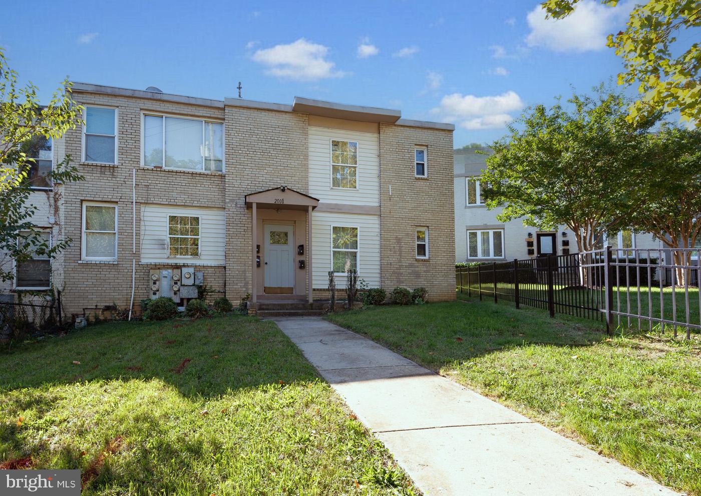 2001 M STREET NE