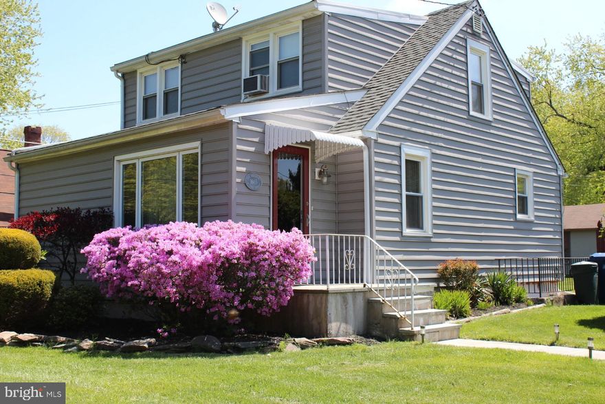 Welcome home to this beautifully maintained colonial style home situated on .41 acre . This move in ready
3 bedroom two bath home provides an ideal amount of comfortable space that delivers flexibility and is enhanced by an abundance of double hung replacement windows that invite natural light into every room.
Enter through the front door into a flex space with a large picture window that can be used
for multiple purposes. This leads you to a  spacious living/great room with built in cabinetry and wood flooring, and then into a formal dining room with wood flooring. The kitchen has been renovated with stainless steel appliances, dishwasher, garbage disposal, stainless steel farm sink, stylish cabinetry with soft close doors,  stunning quartz countertops with tile backsplash, giving it a clean, contemporary design. There is outside access from the kitchen  to the landscaped, fenced rear yard featuring a newer Pergola covered paver patio that offers privacy and tranquility. The second floor has three bedrooms and a full updated bathroom. Conveniently located near major commuter routes and minutes from three Septa rail stations. Loads of shopping and dining nearby and walking distance to Lansdale Jefferson Hospital. Owner is a licensed real estate agent