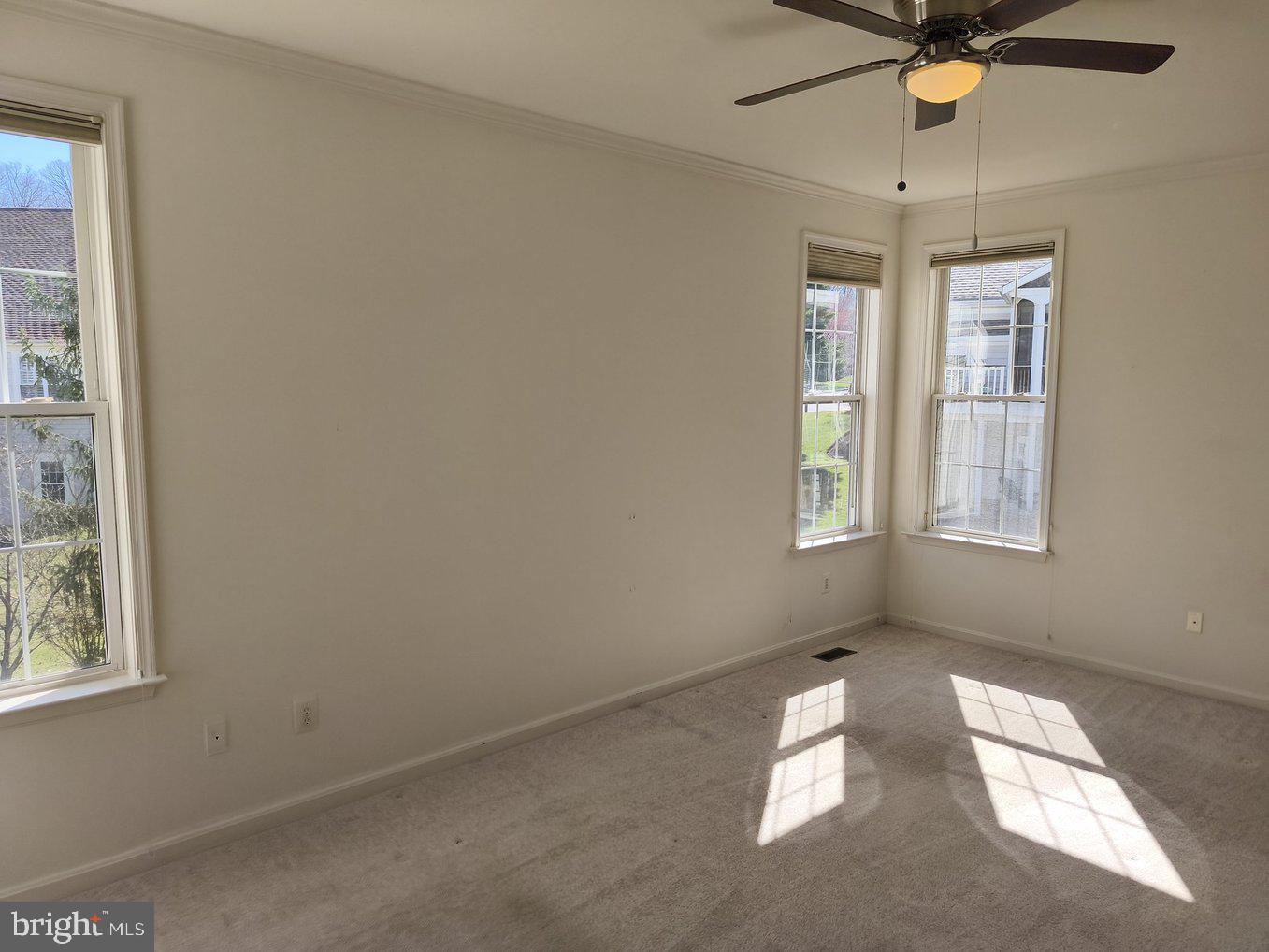 HERITAGE HUNT - Residential Lease