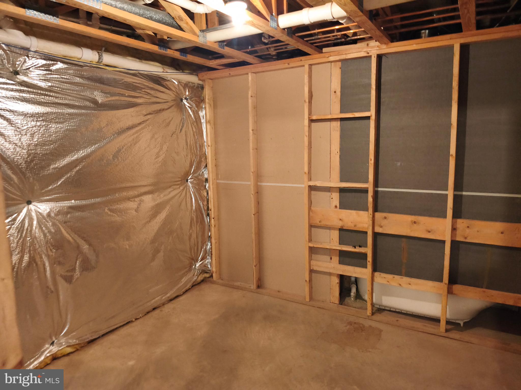 HERITAGE HUNT - Residential Lease