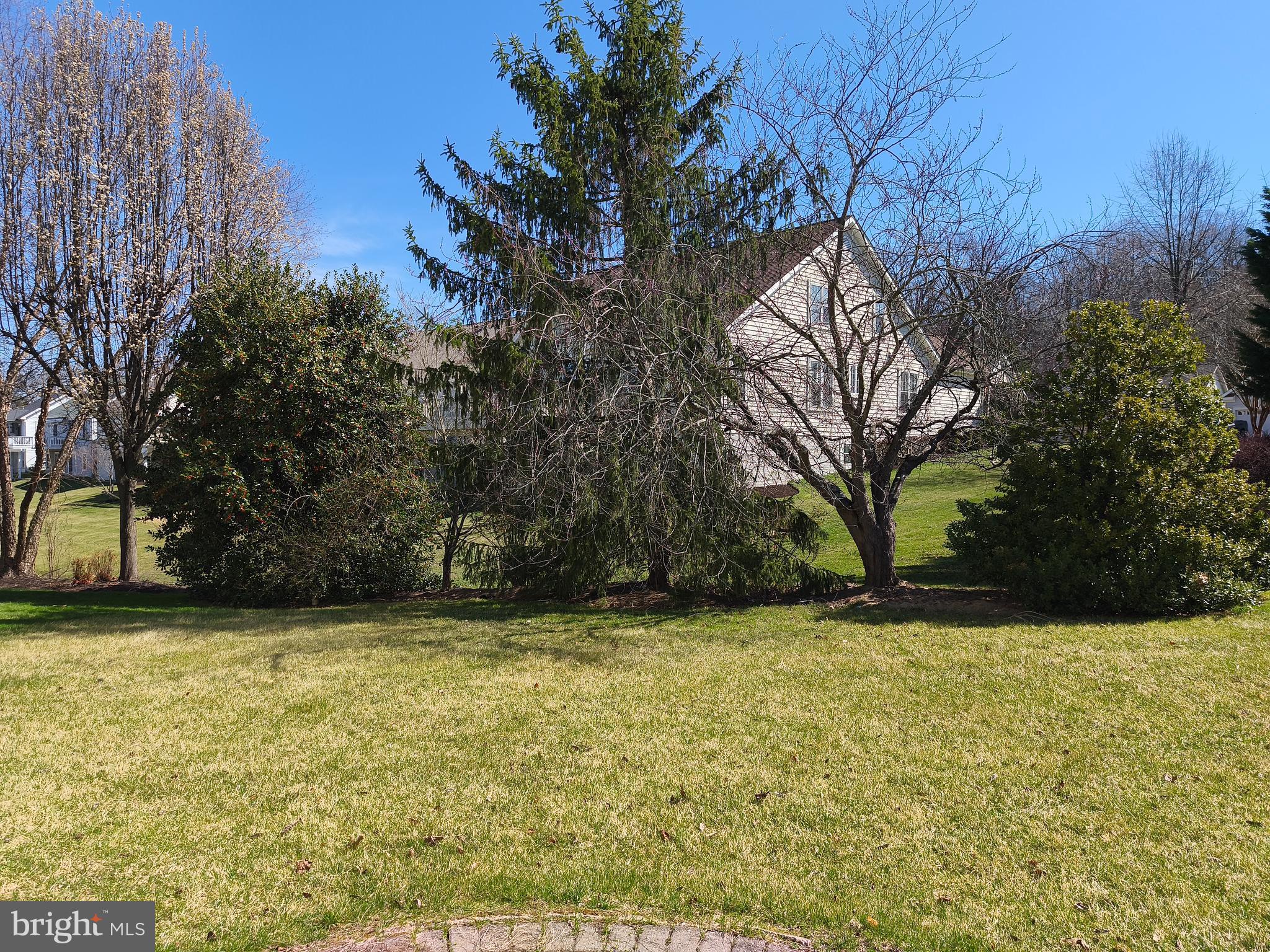 HERITAGE HUNT - Residential Lease