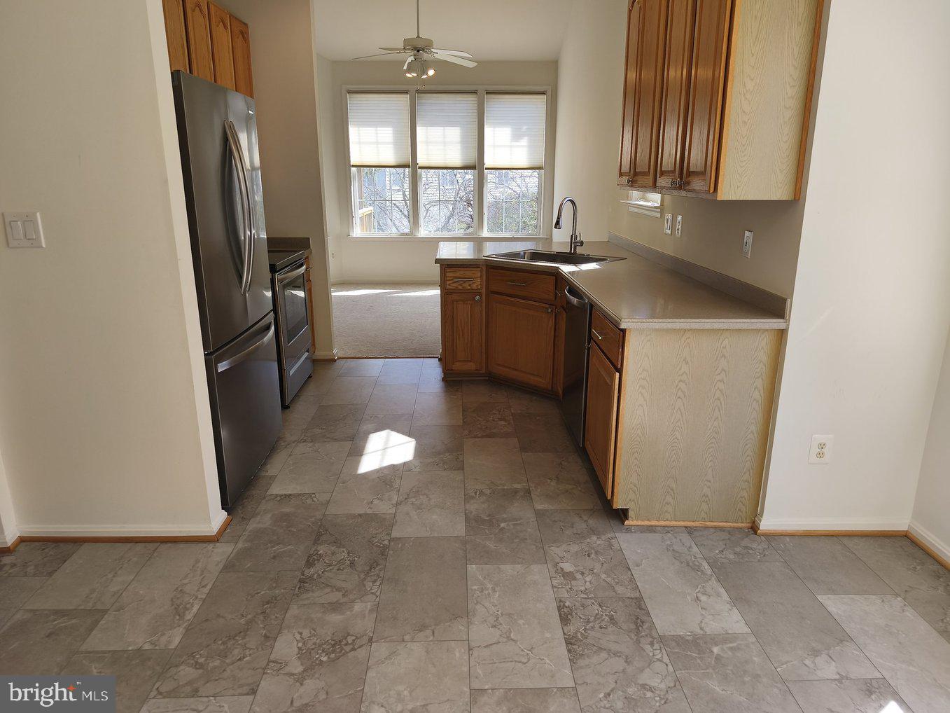 HERITAGE HUNT - Residential Lease