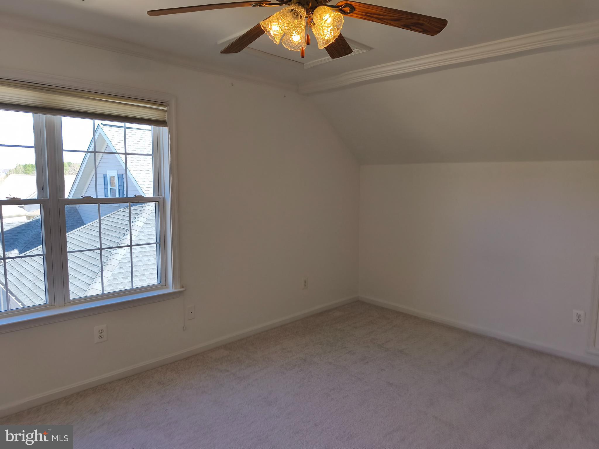 HERITAGE HUNT - Residential Lease