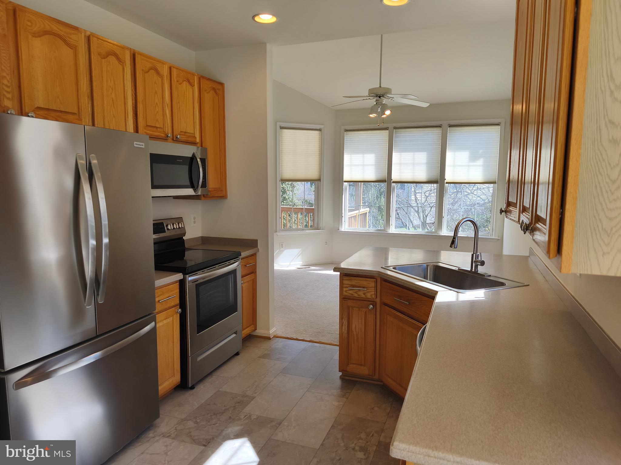 HERITAGE HUNT - Residential Lease