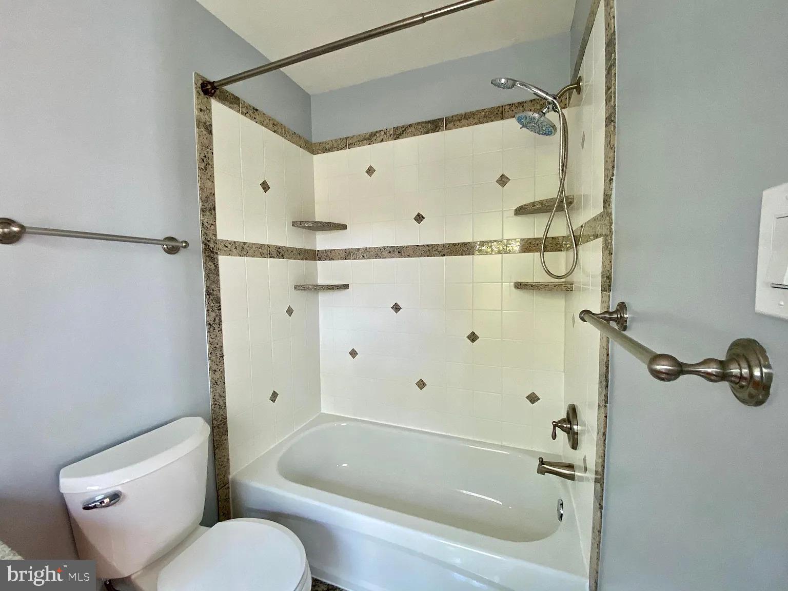 WALDEN AT BURKE CENTRE - Residential Lease