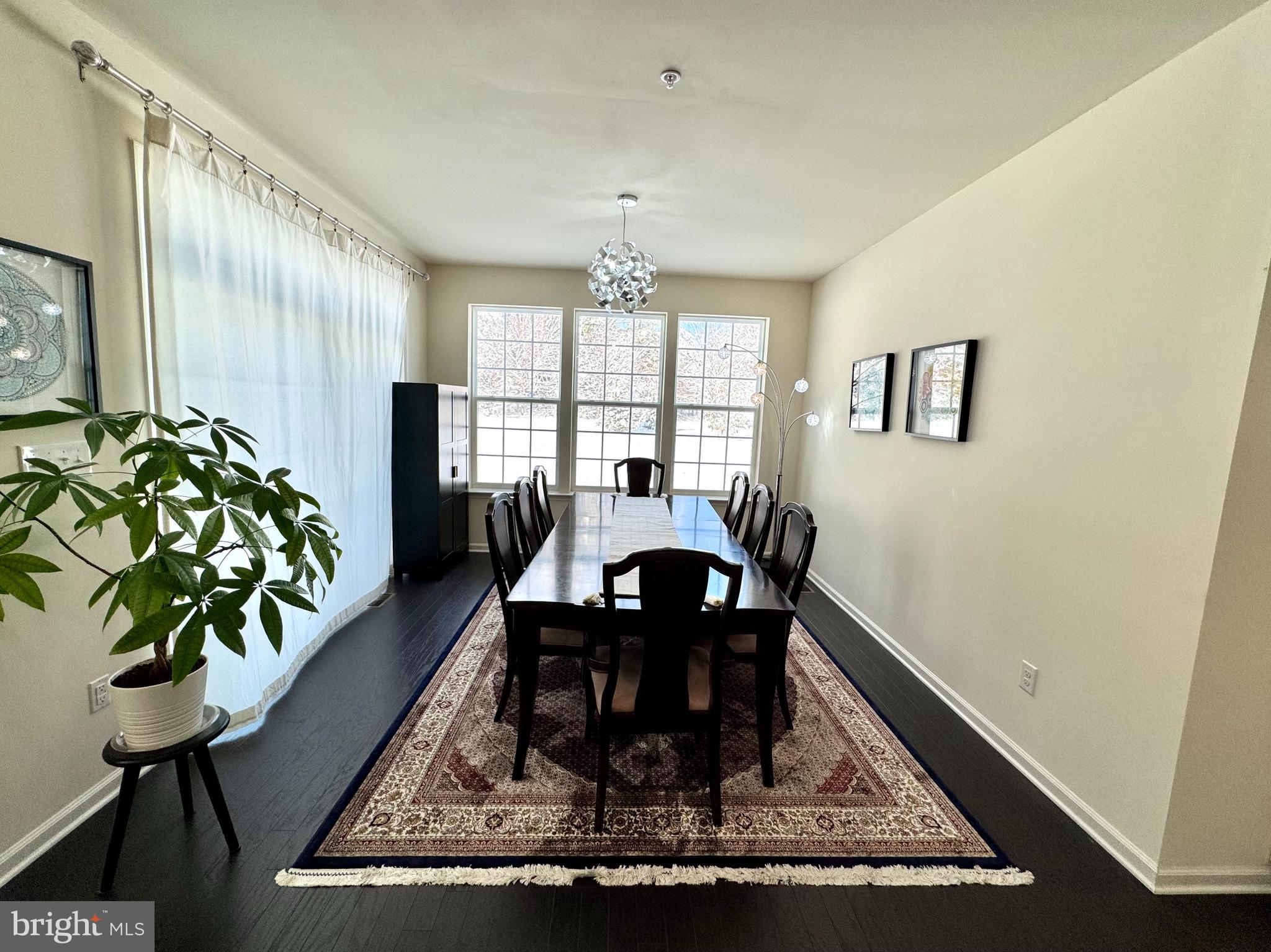 WATERLOO RESERVE - Residential