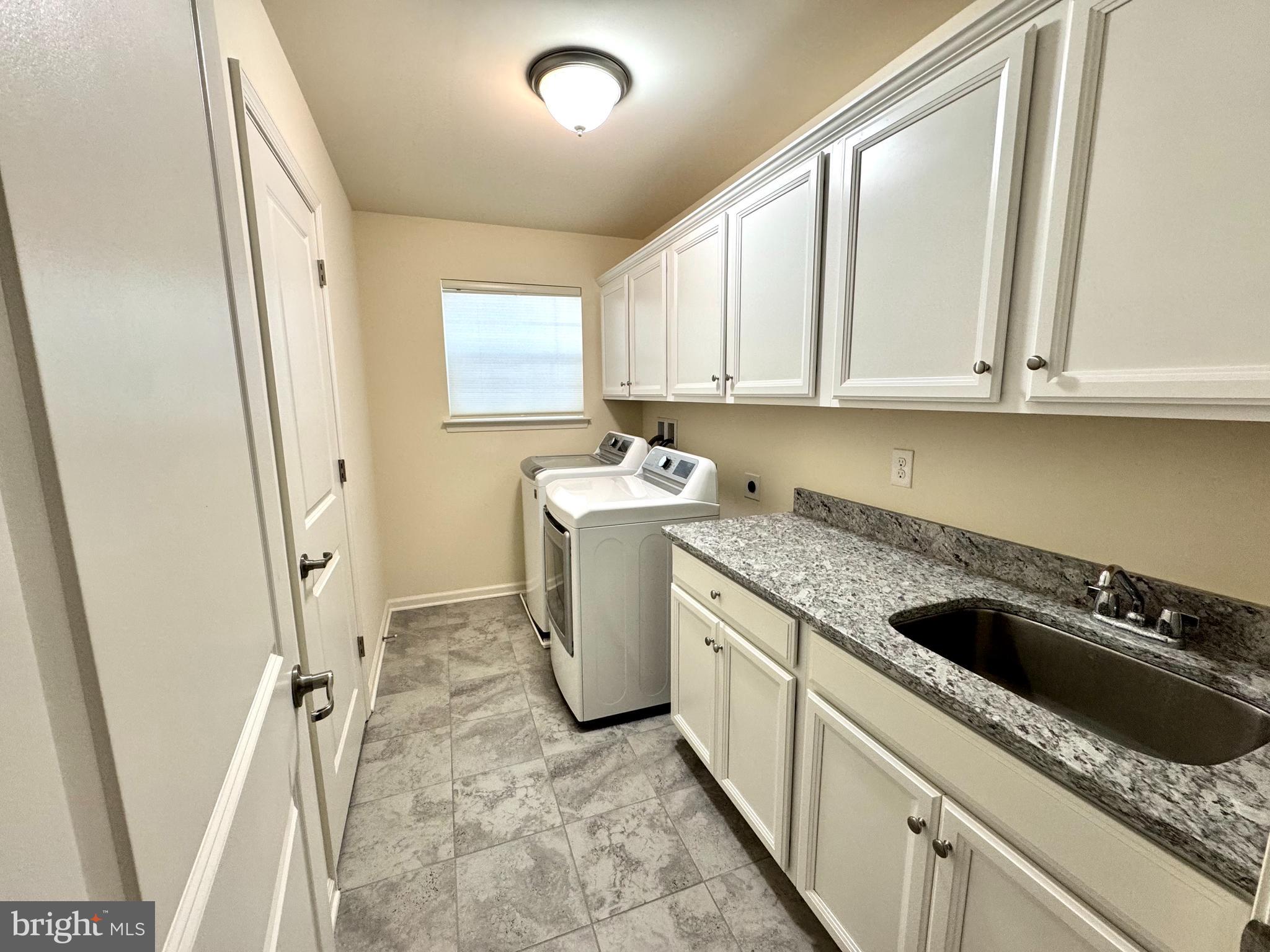 WATERLOO RESERVE - Residential