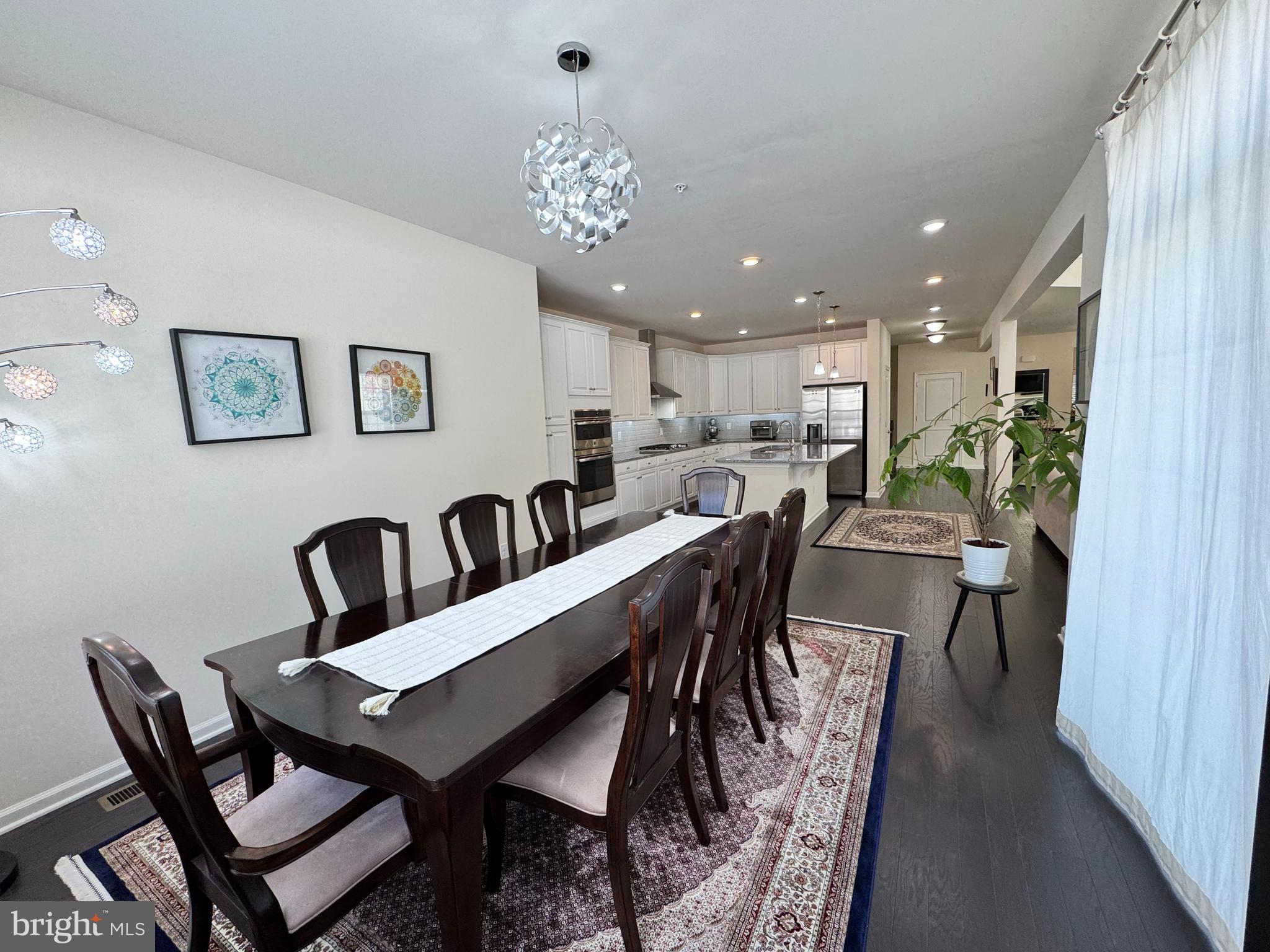 WATERLOO RESERVE - Residential