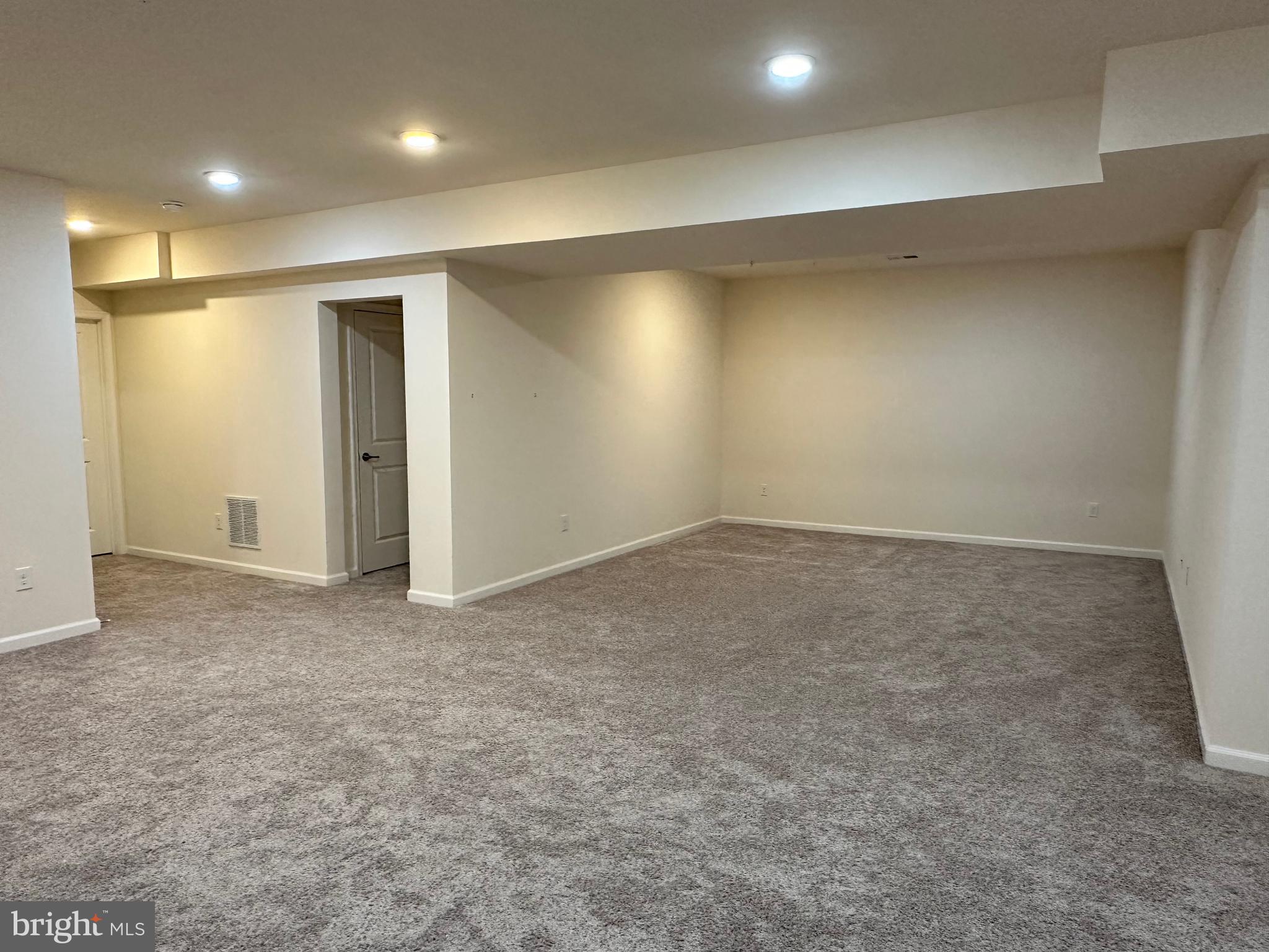 WATERLOO RESERVE - Residential