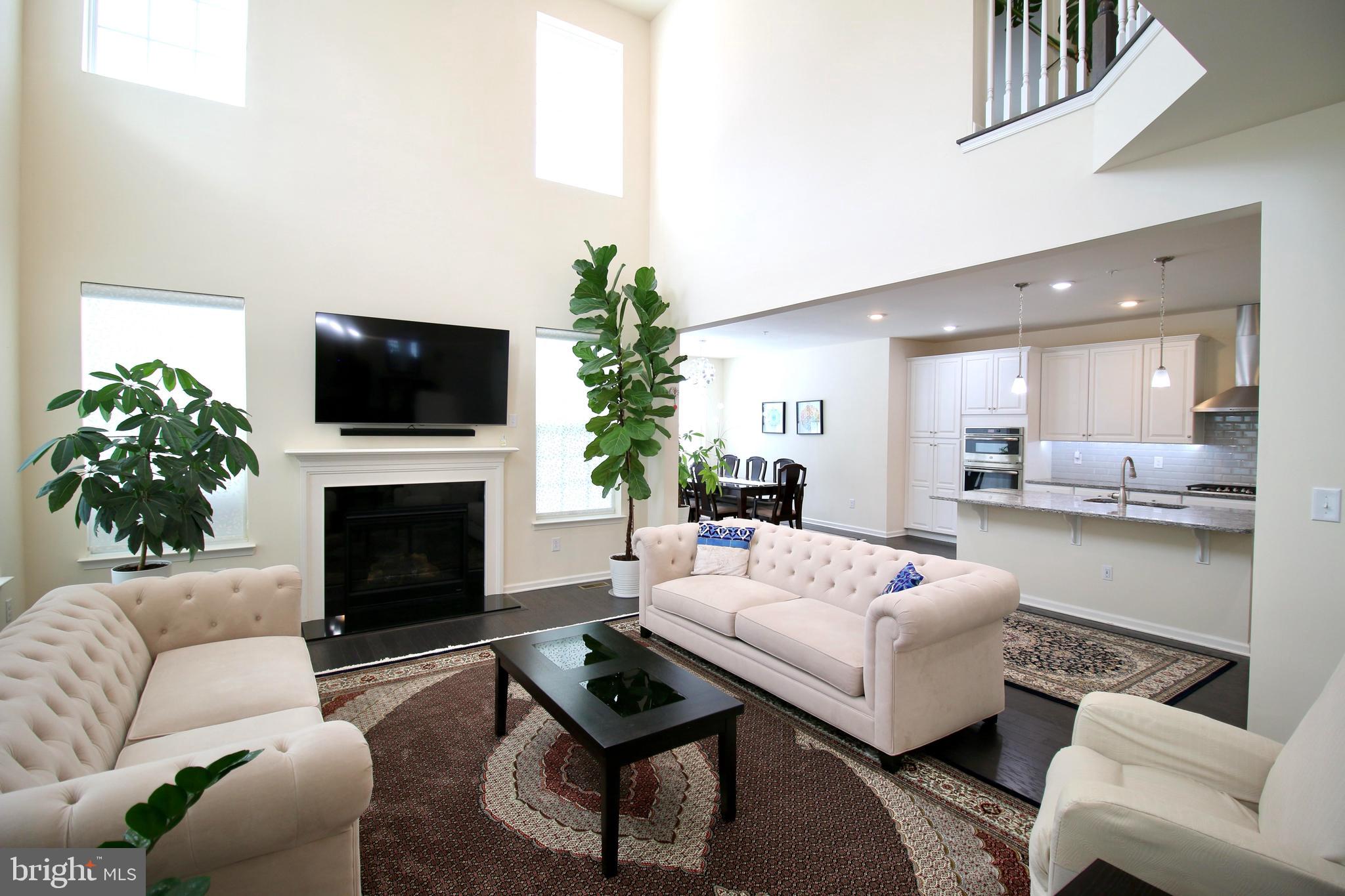 WATERLOO RESERVE - Residential