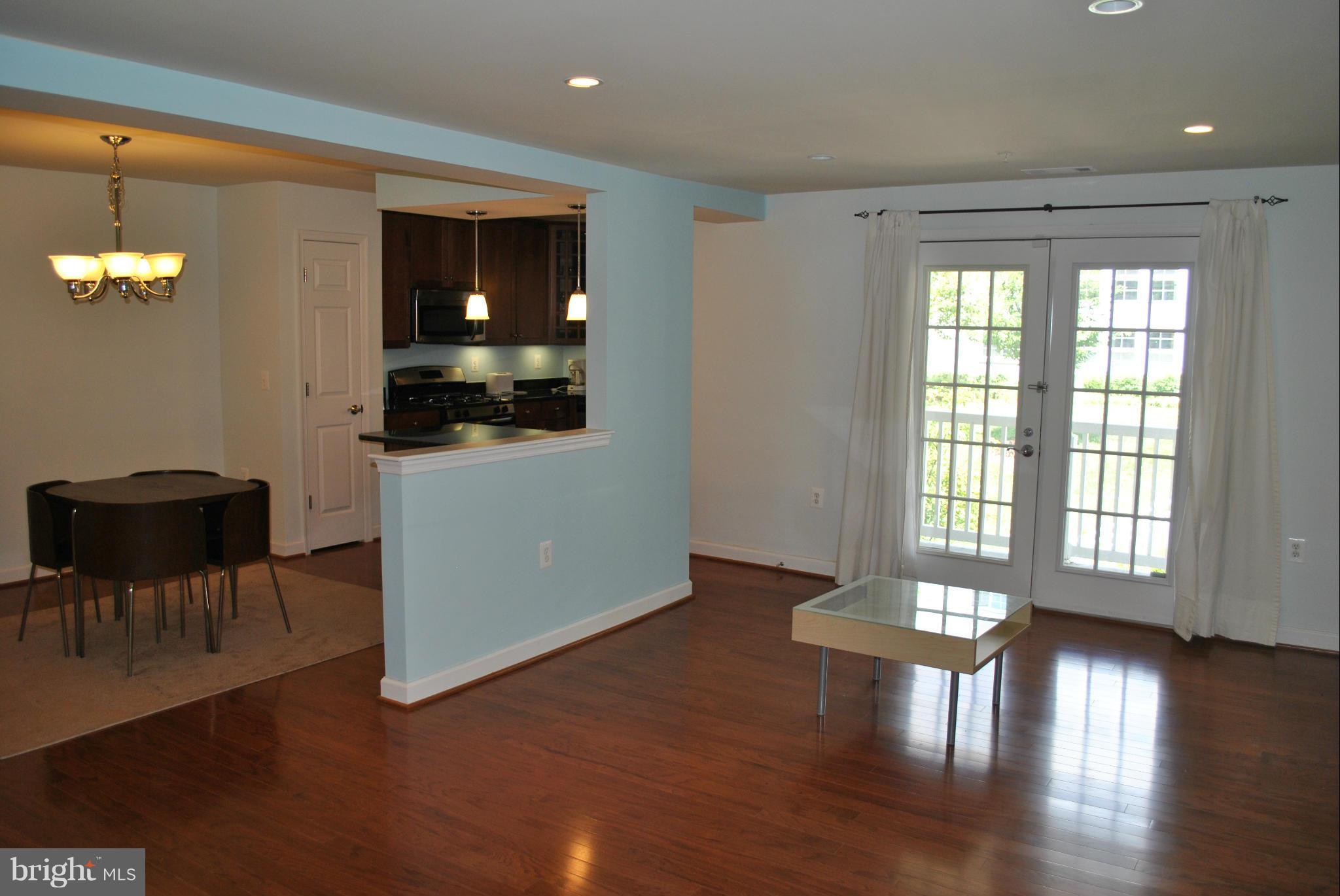 WEST VILLAGE OF SHIRLINGTON - Residential Lease