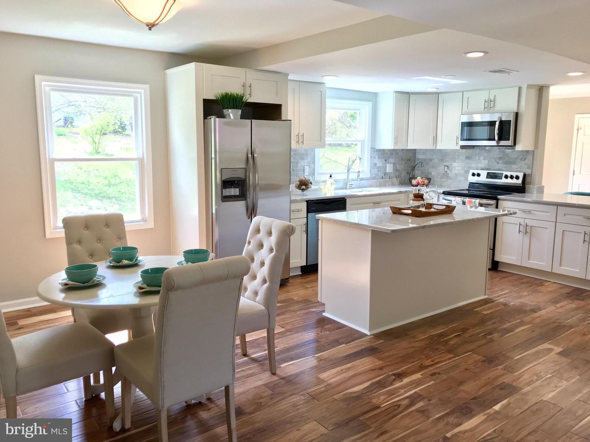 STRAWBERRY HILL EST SUB - Residential